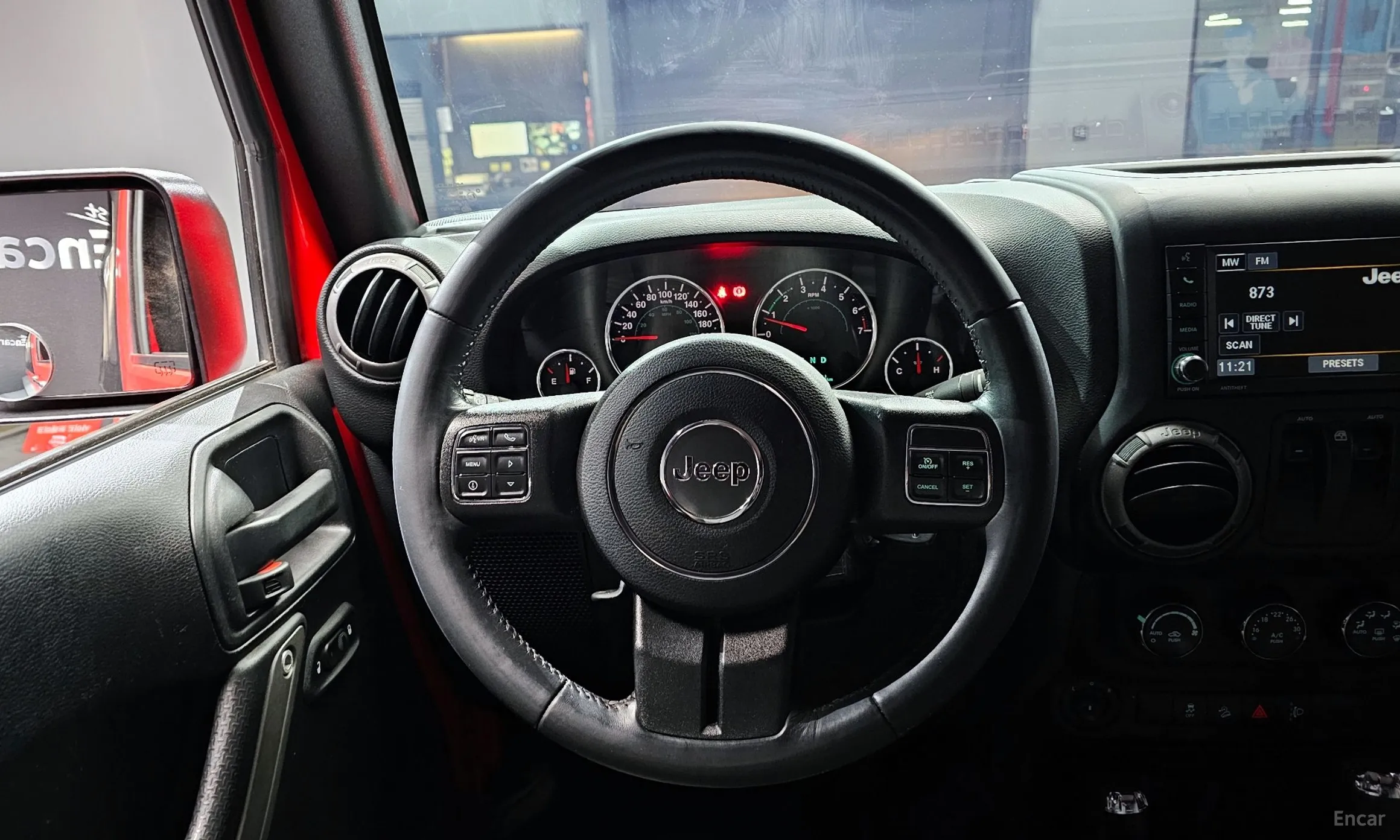 Jeep Wrangler (JK) превью 13