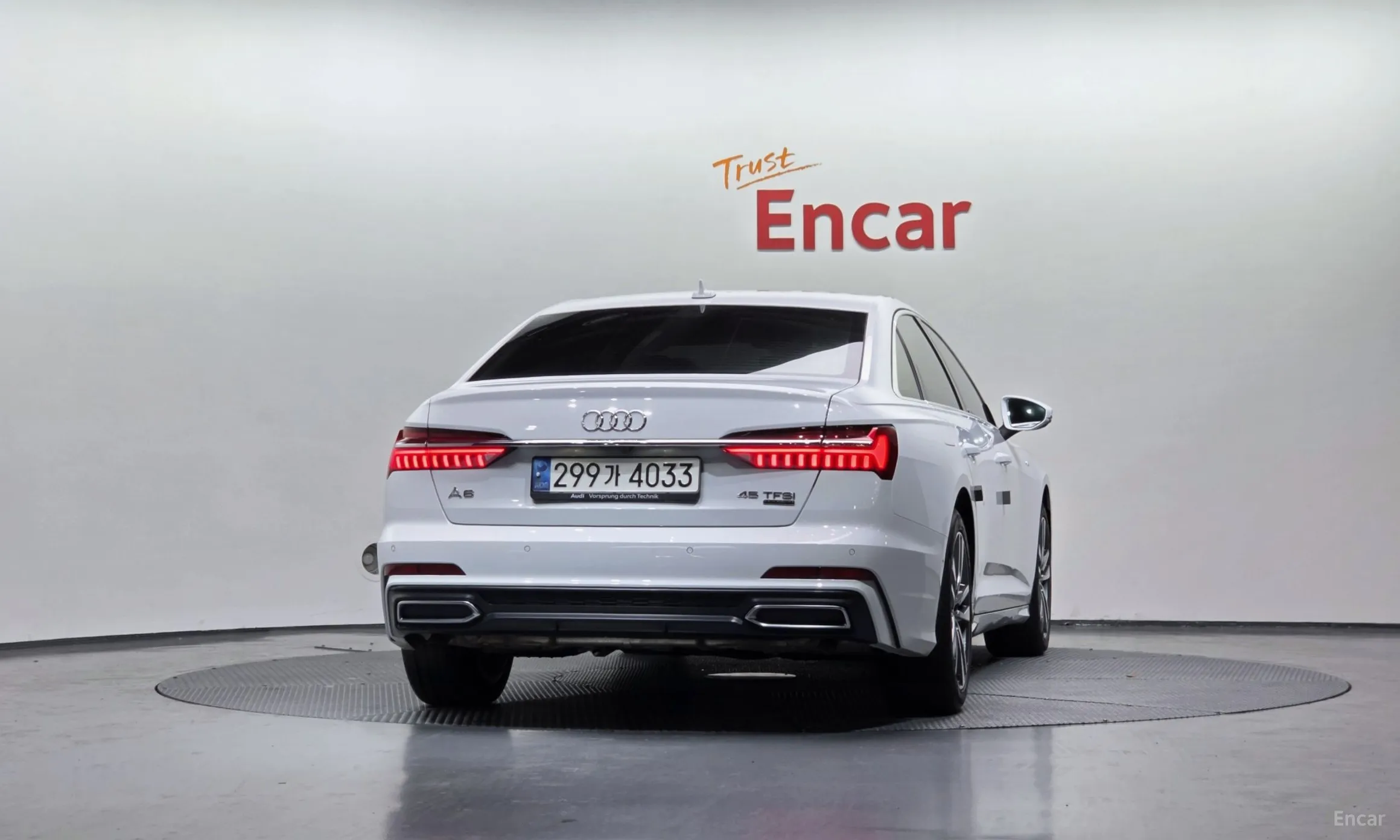 Audi A6 (C8) превью 4