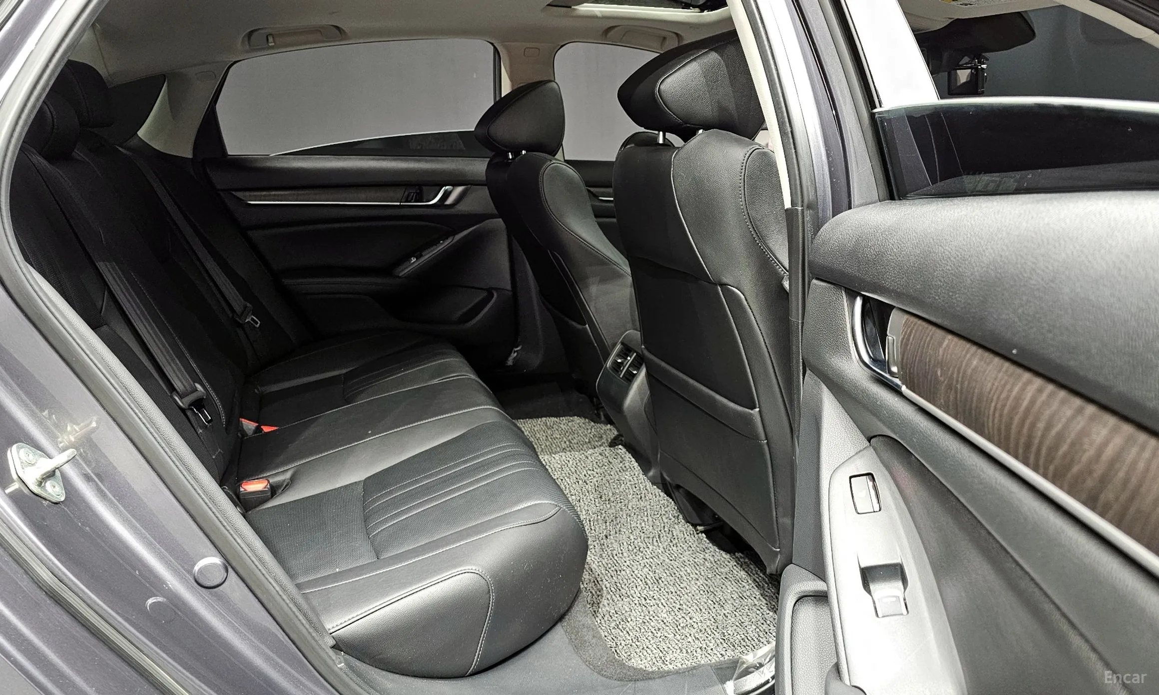 Honda Accord 10th Generation превью 11