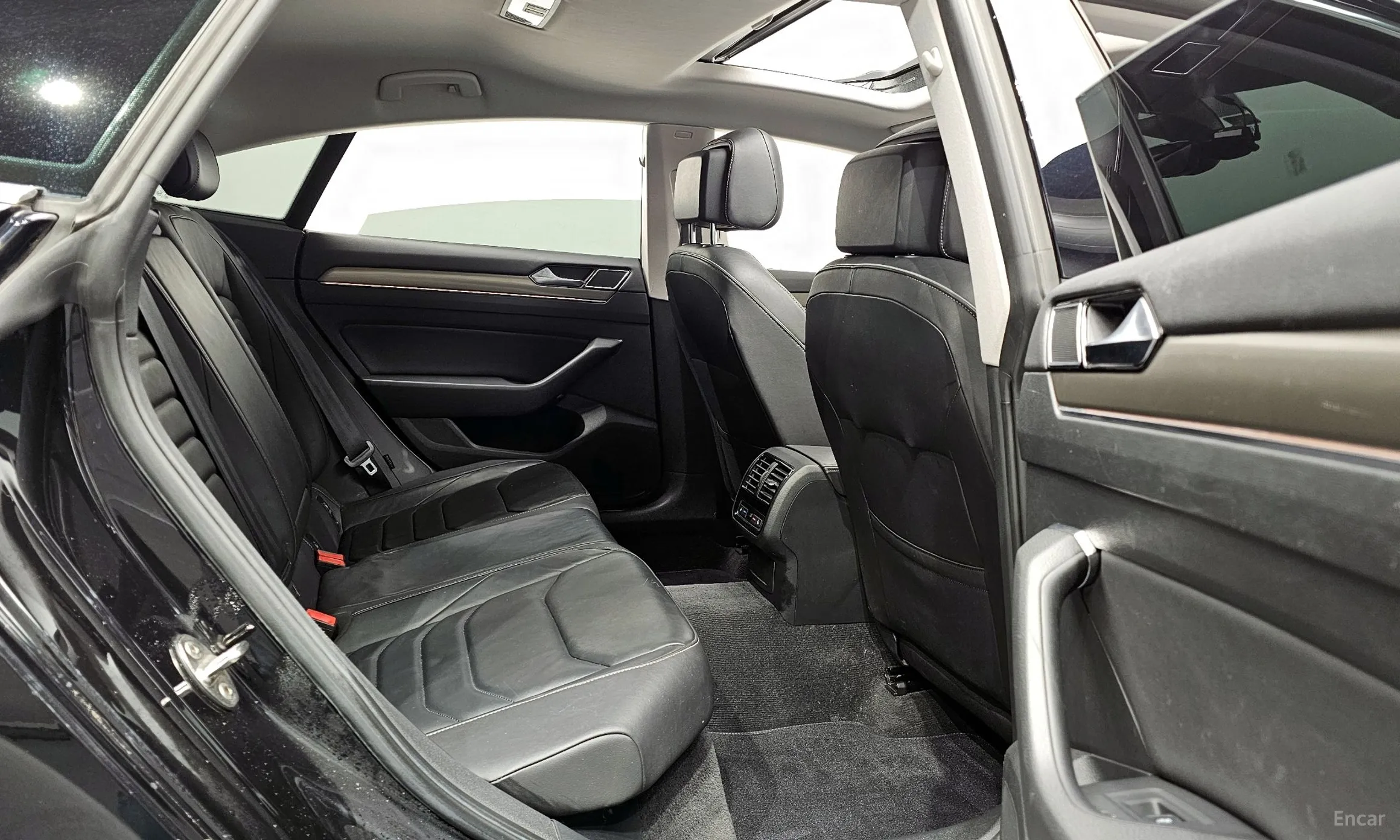 Volkswagen Ateon превью 11