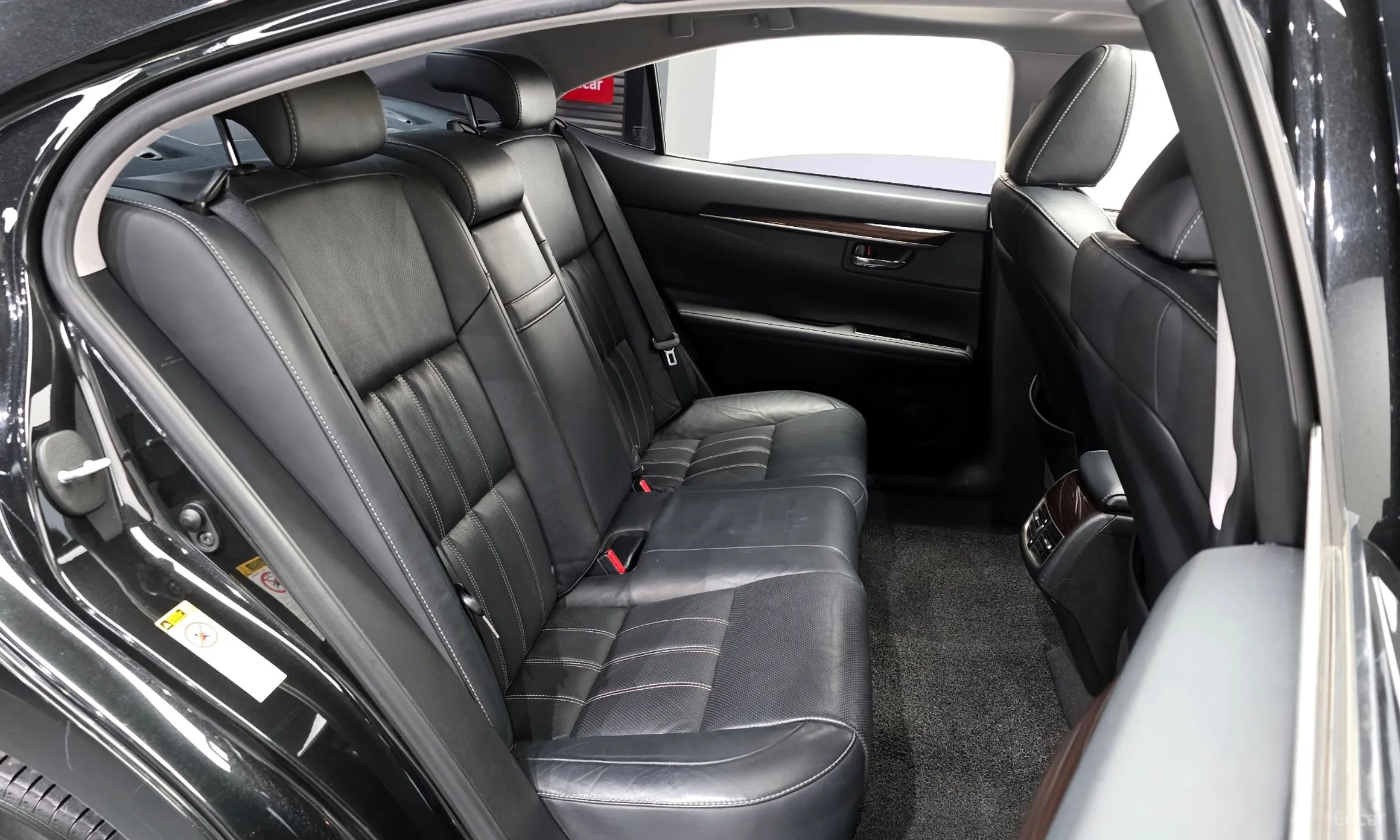Lexus New ES300h превью 12