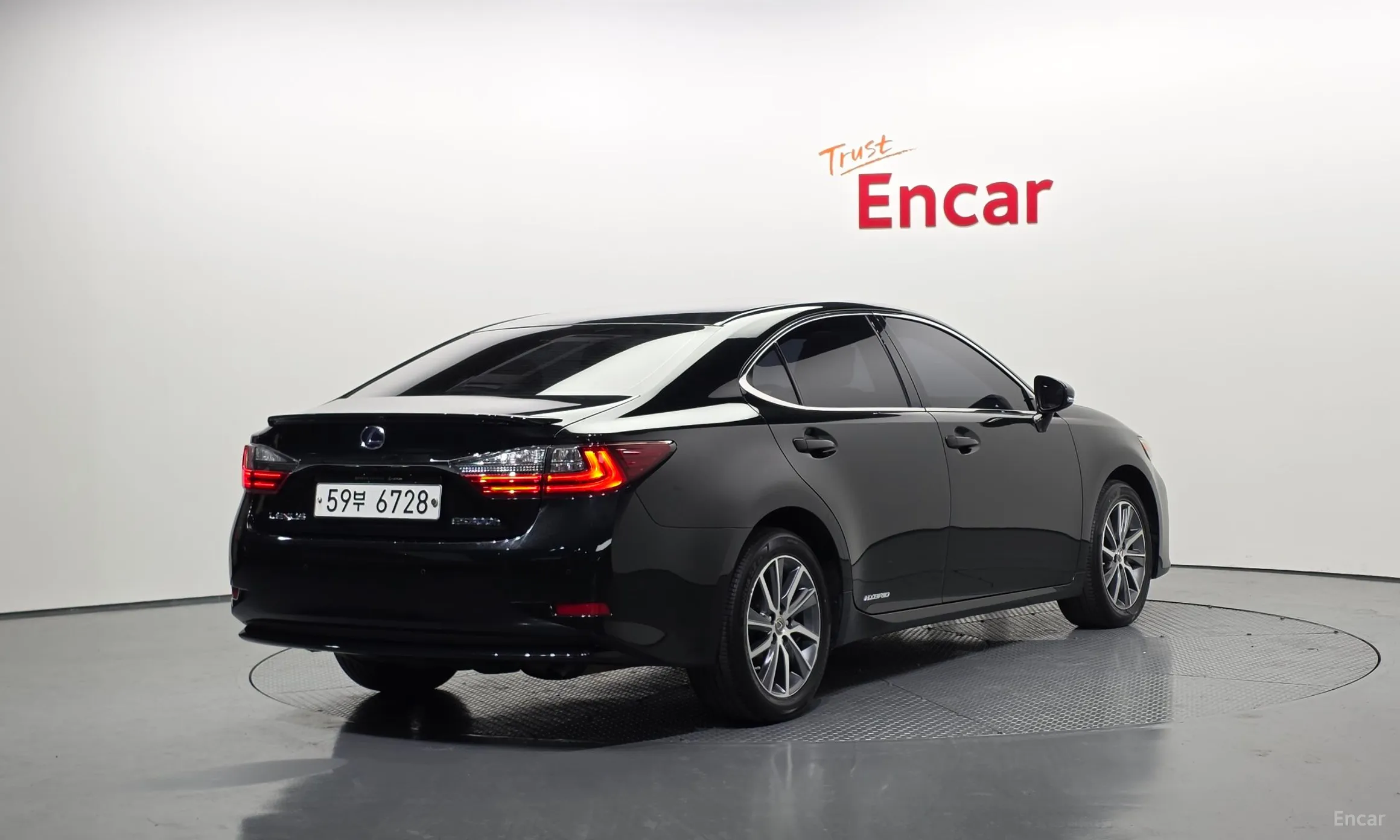 Lexus New ES300h превью 2