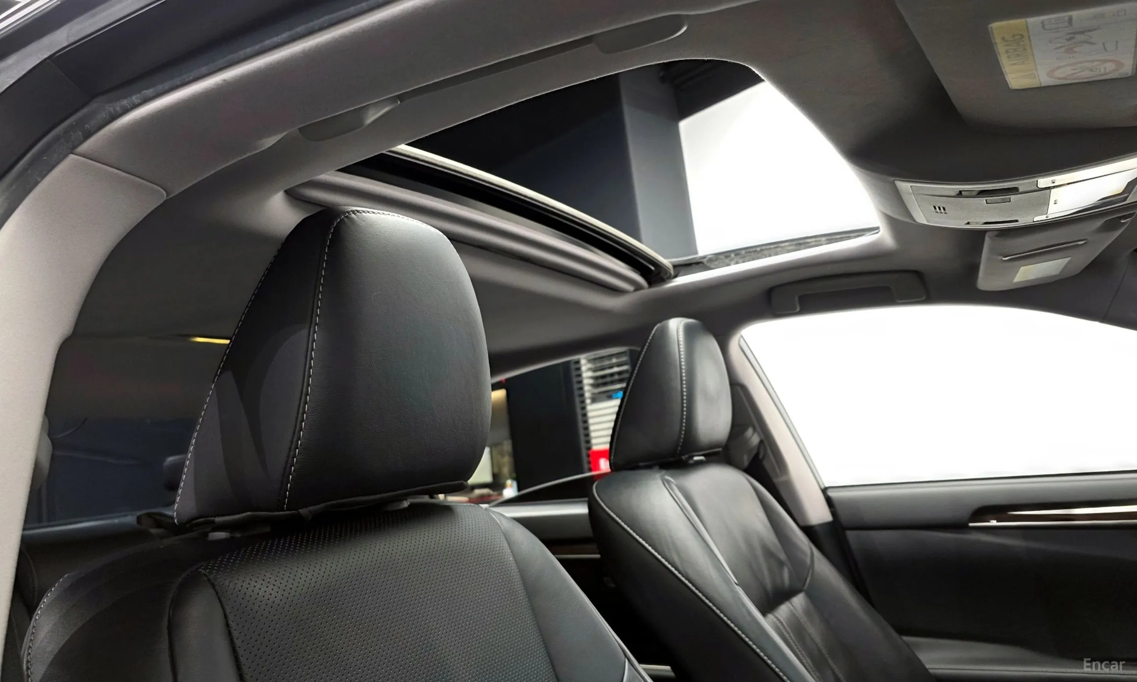 Lexus New ES300h превью 17