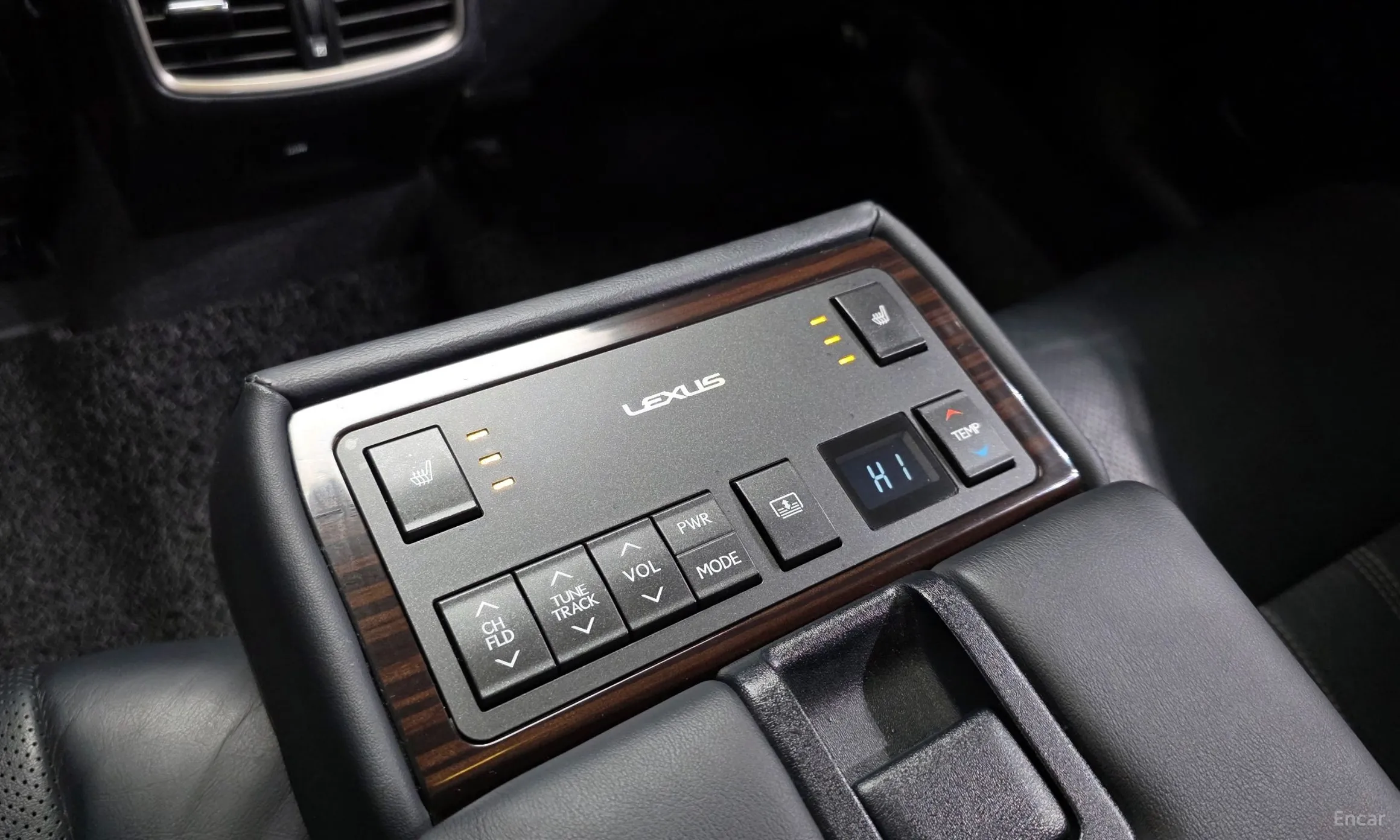 Lexus New ES300h превью 19