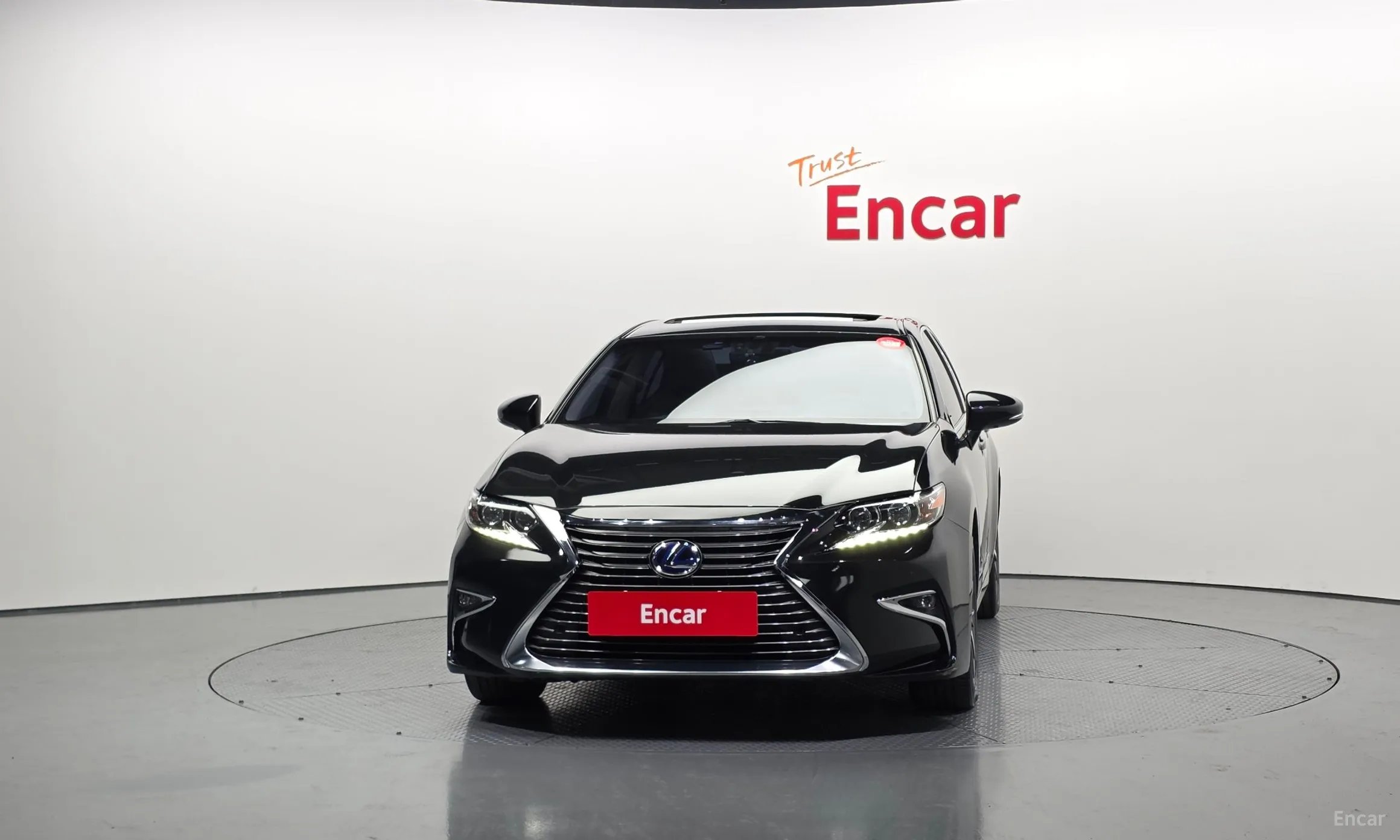 Lexus New ES300h превью 3