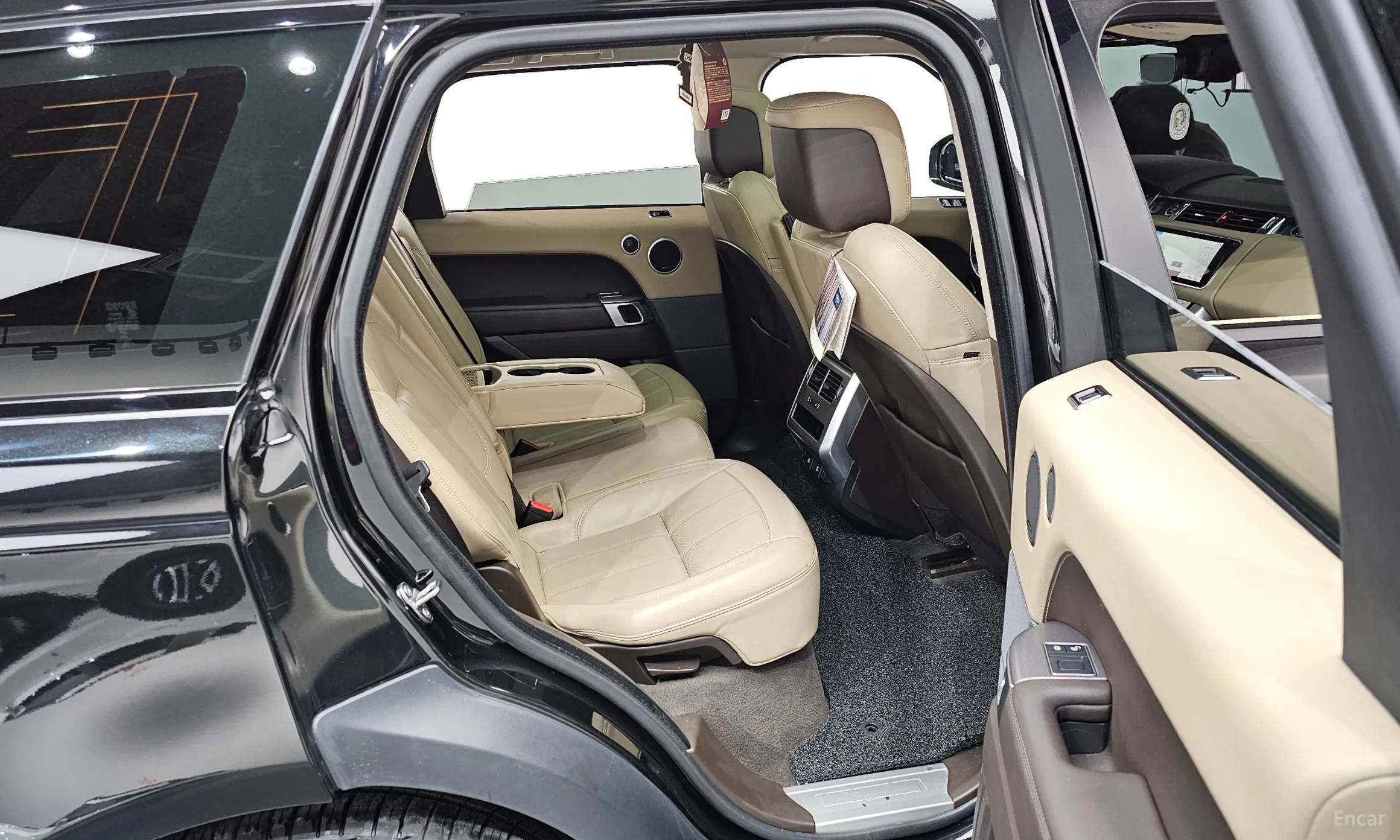 Land Rover Range Rover Sport 2nd Generation превью 12