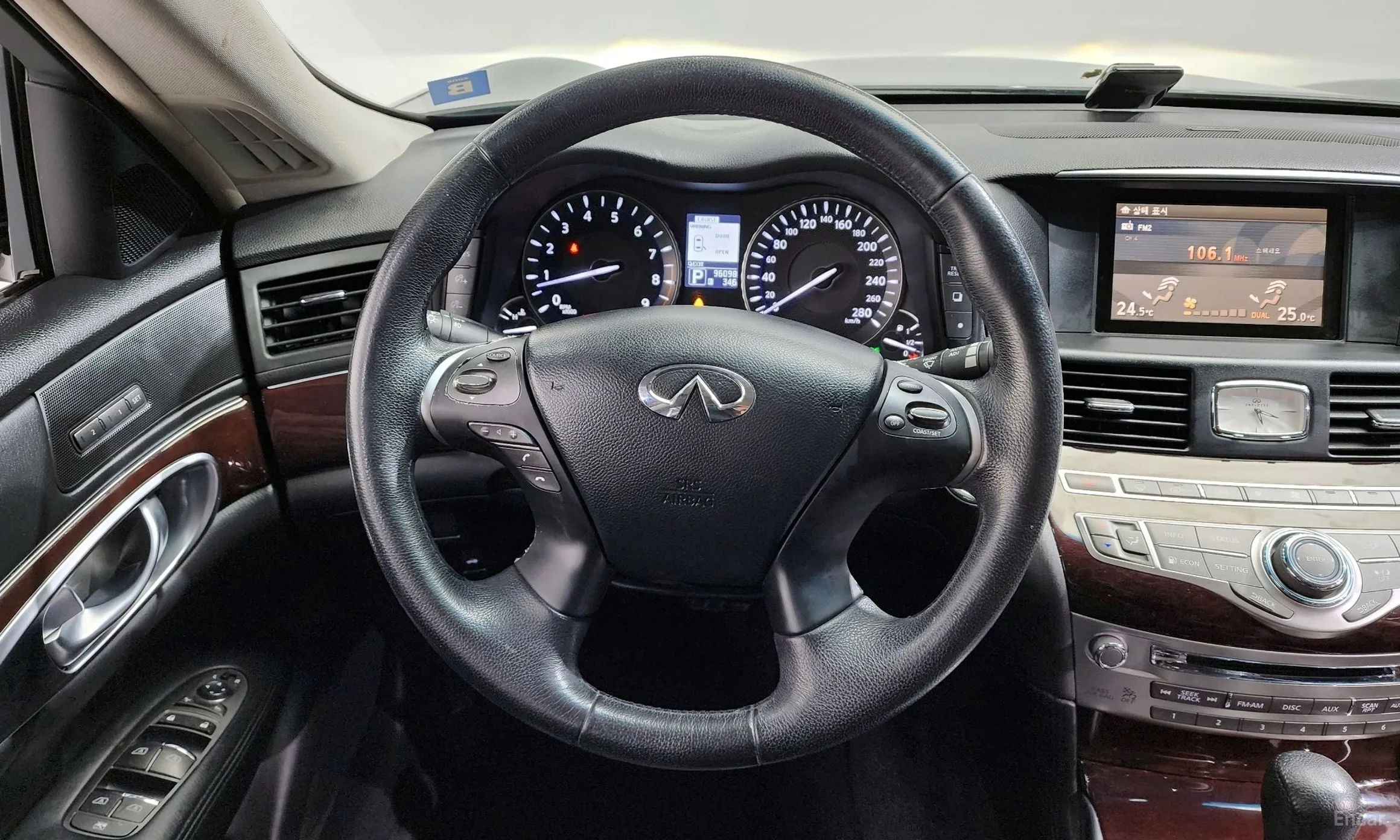 Infiniti M37 превью 13
