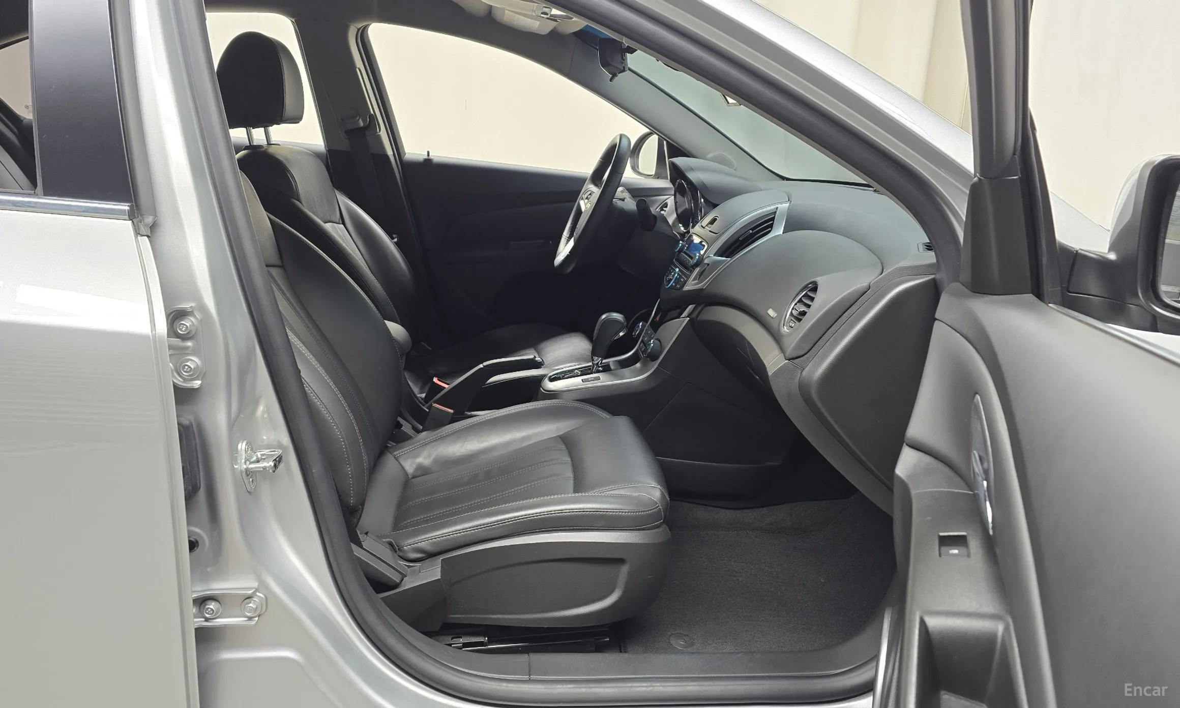 Chevrolet (GM Daewoo) Cruze превью 11