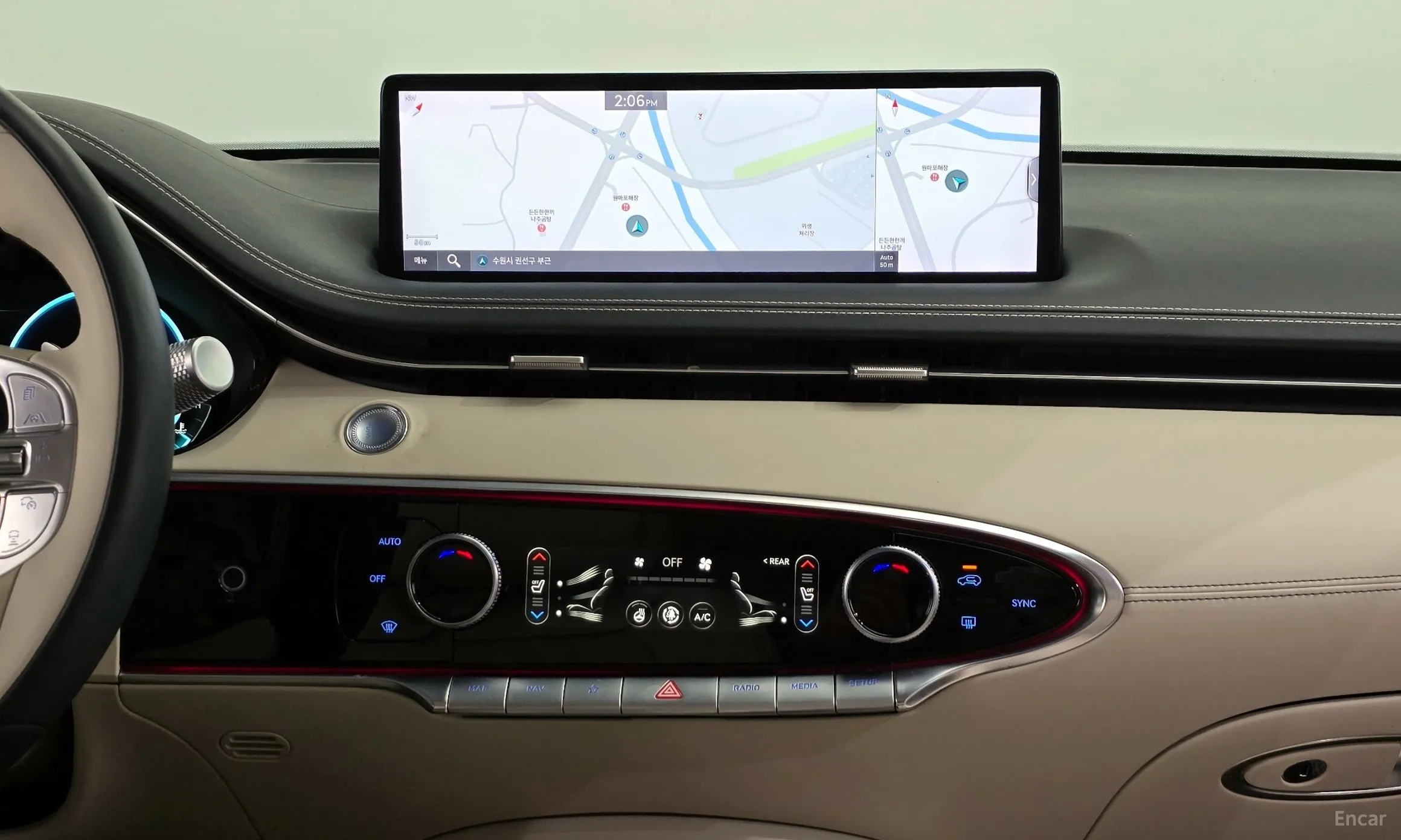Genesis GV70 превью 14