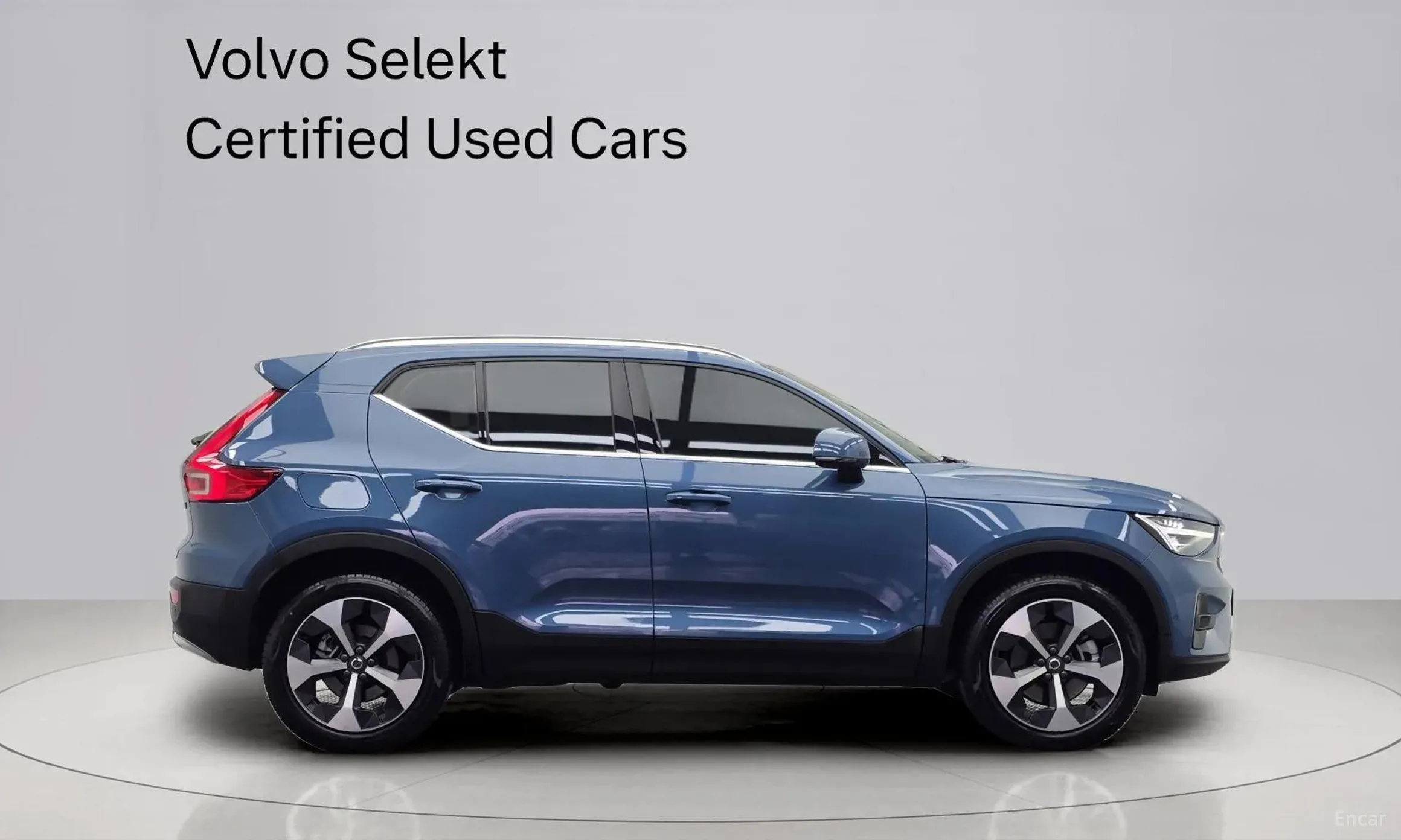 Volvo XC40 превью 3