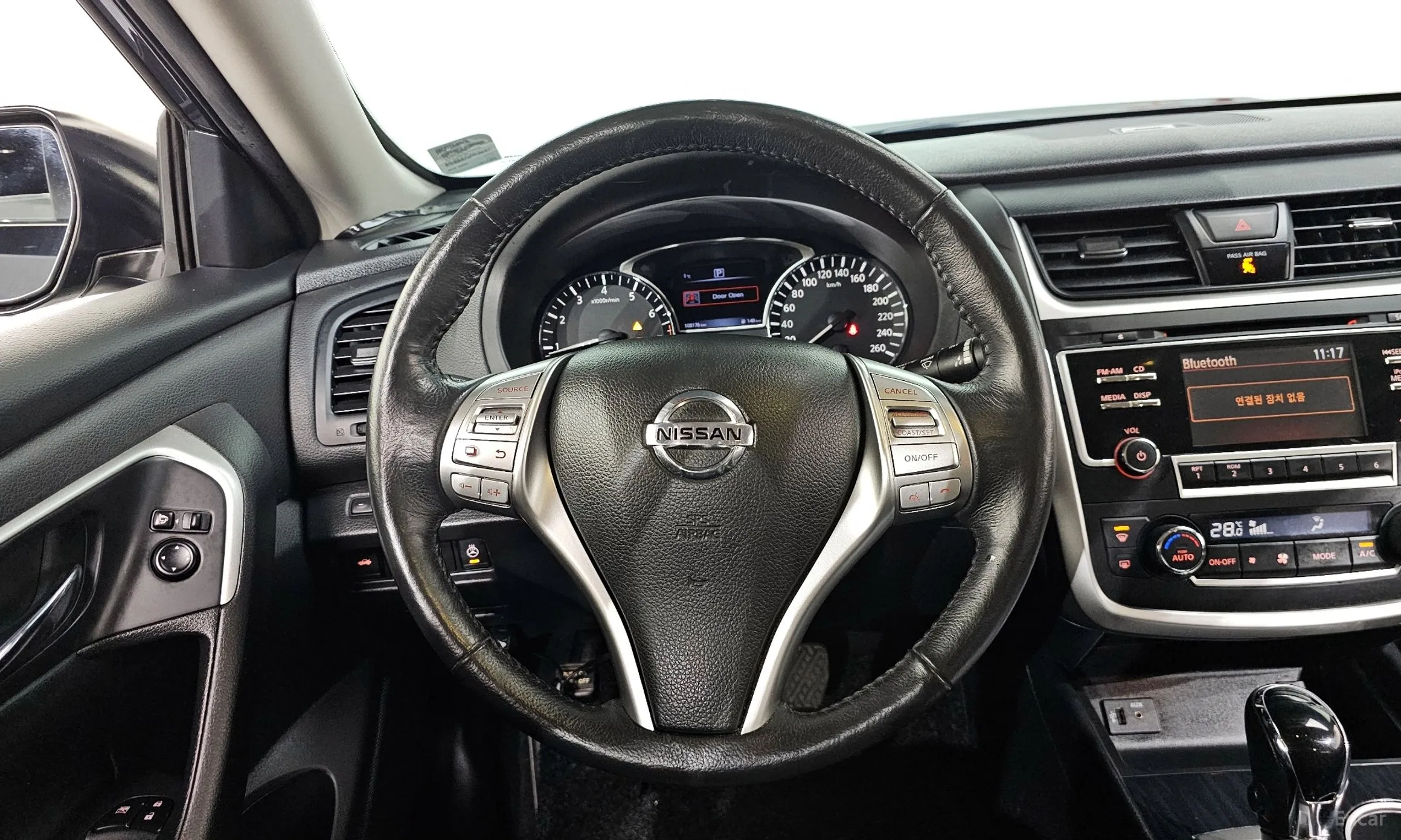 Nissan Altima превью 13