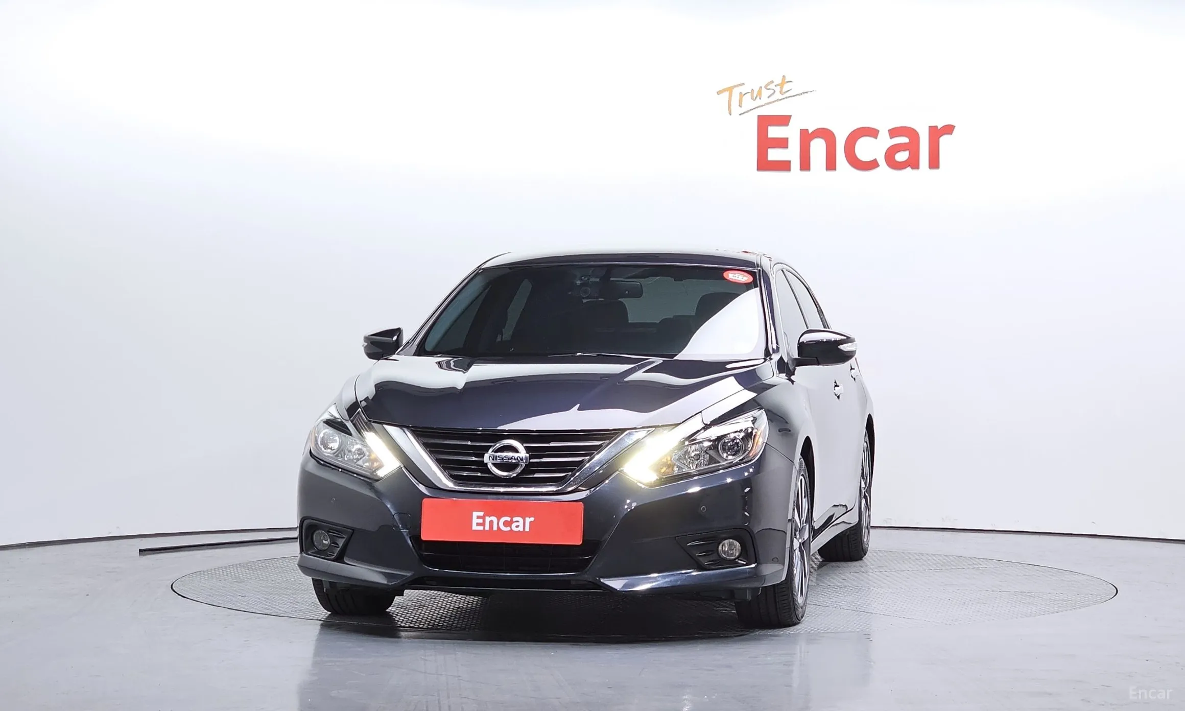 Nissan Altima превью 3