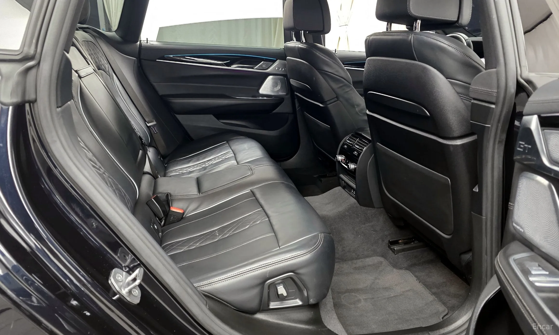 BMW 6-Series GT (G32) превью 12