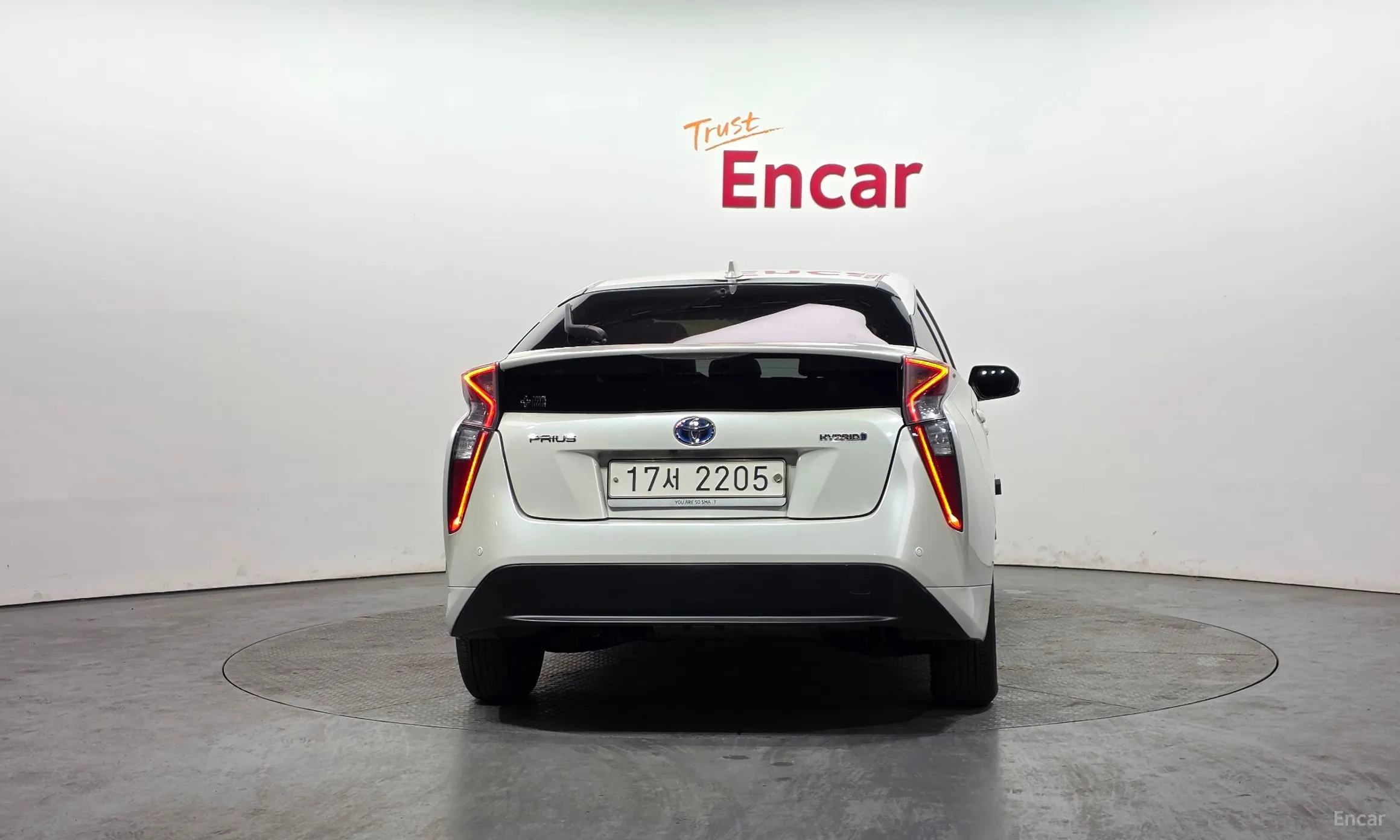Toyota Prius 4th Generation превью 4