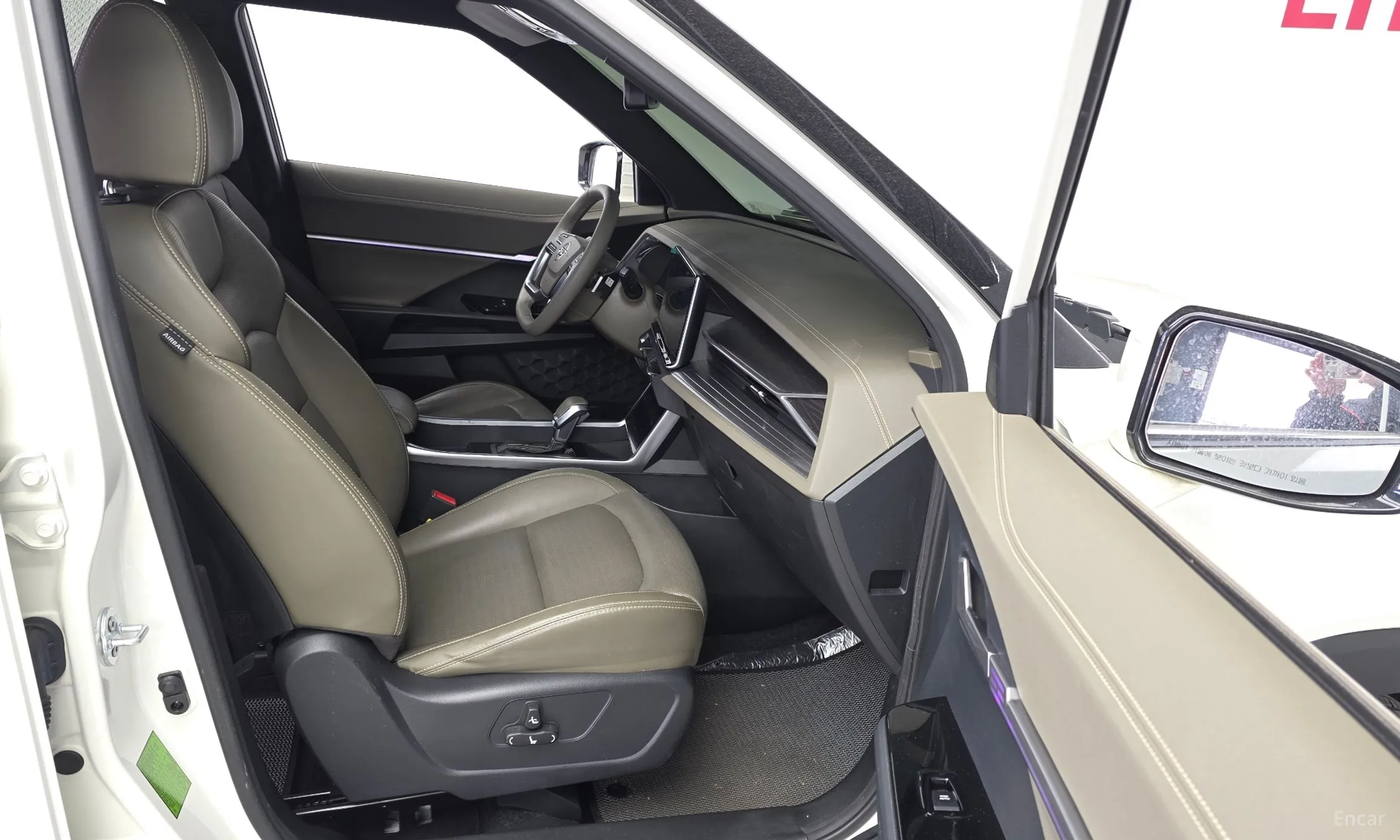 KG Mobility (SsangYong) Torres превью 10