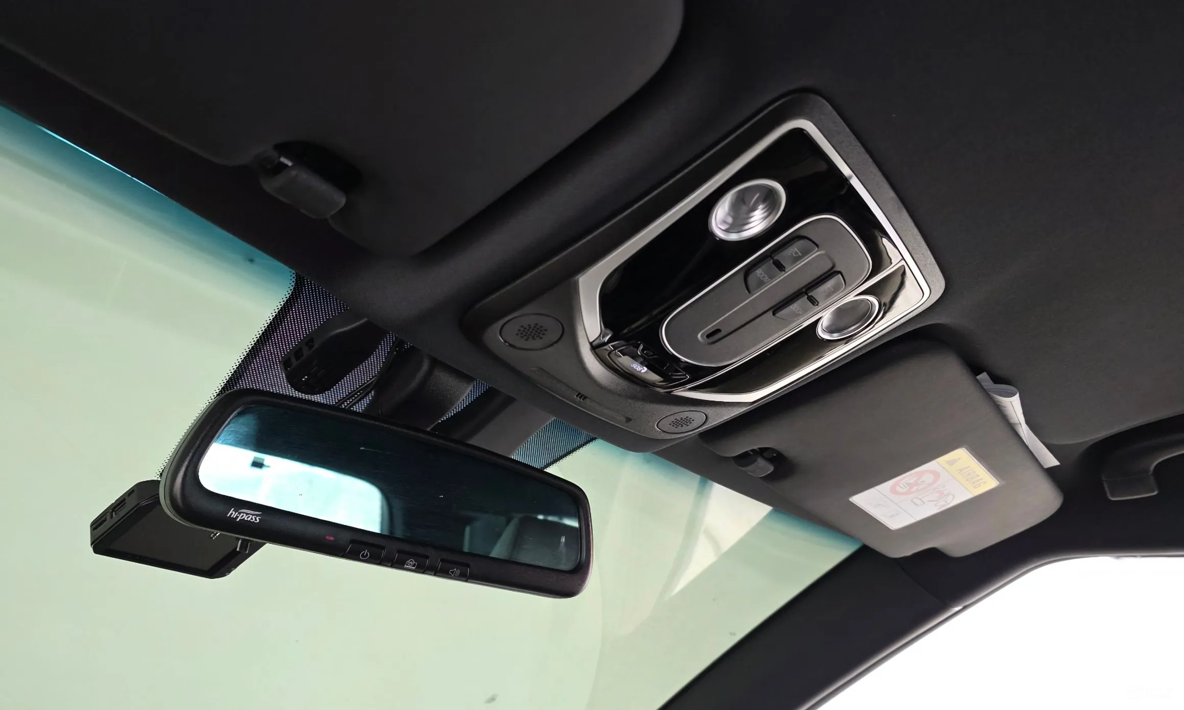 KG Mobility (SsangYong) Torres превью 18