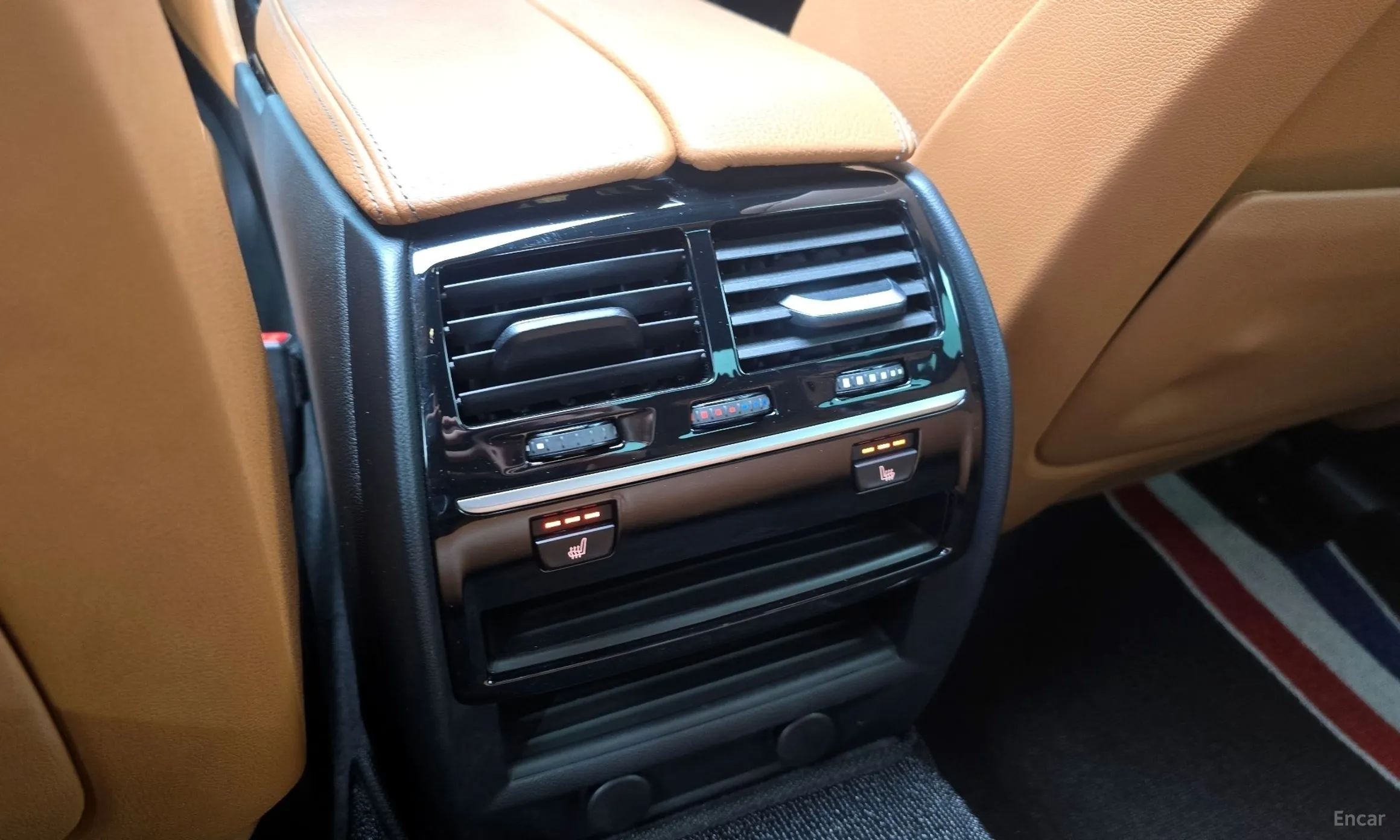 BMW 5 Series (G30) превью 17