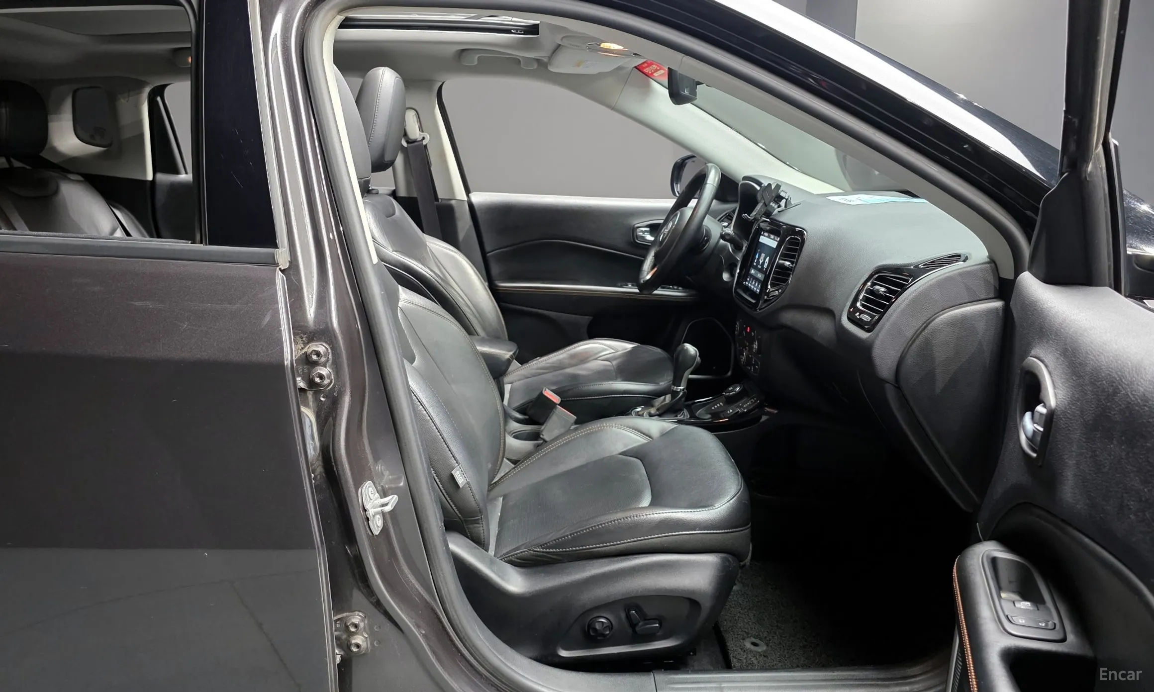 Jeep Compass 2nd Generation превью 10