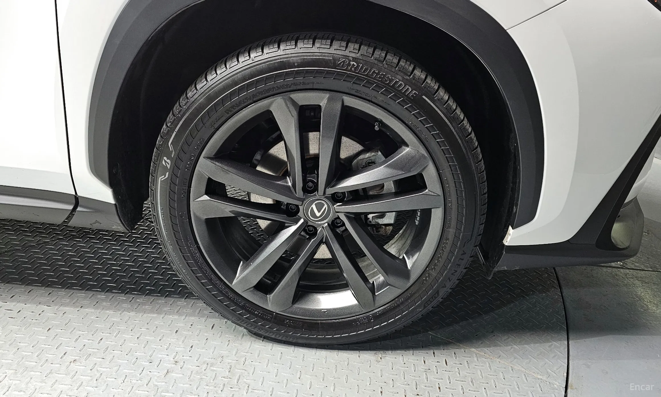 Lexus NX350h Gen 2 превью 5