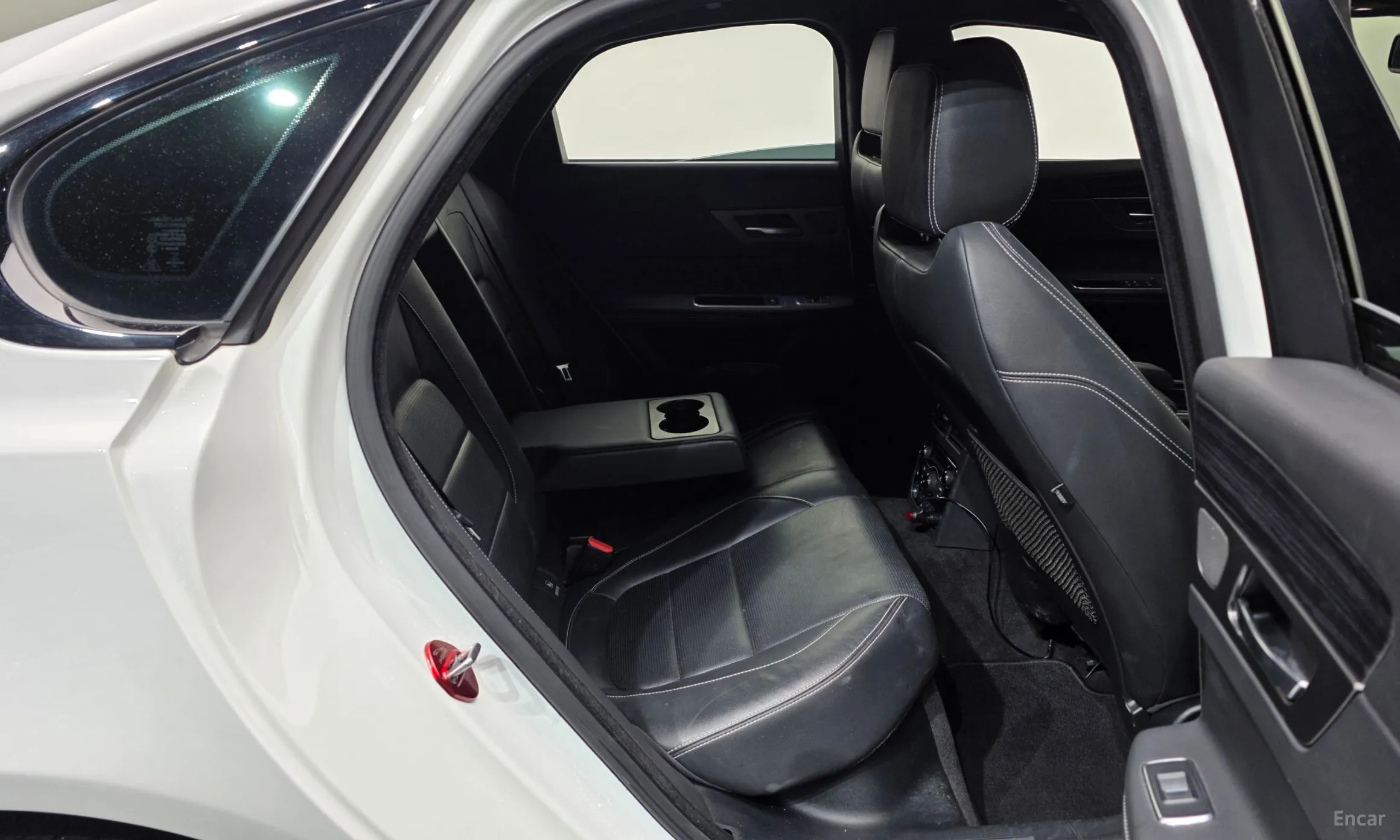 Jaguar XF (x260) превью 12