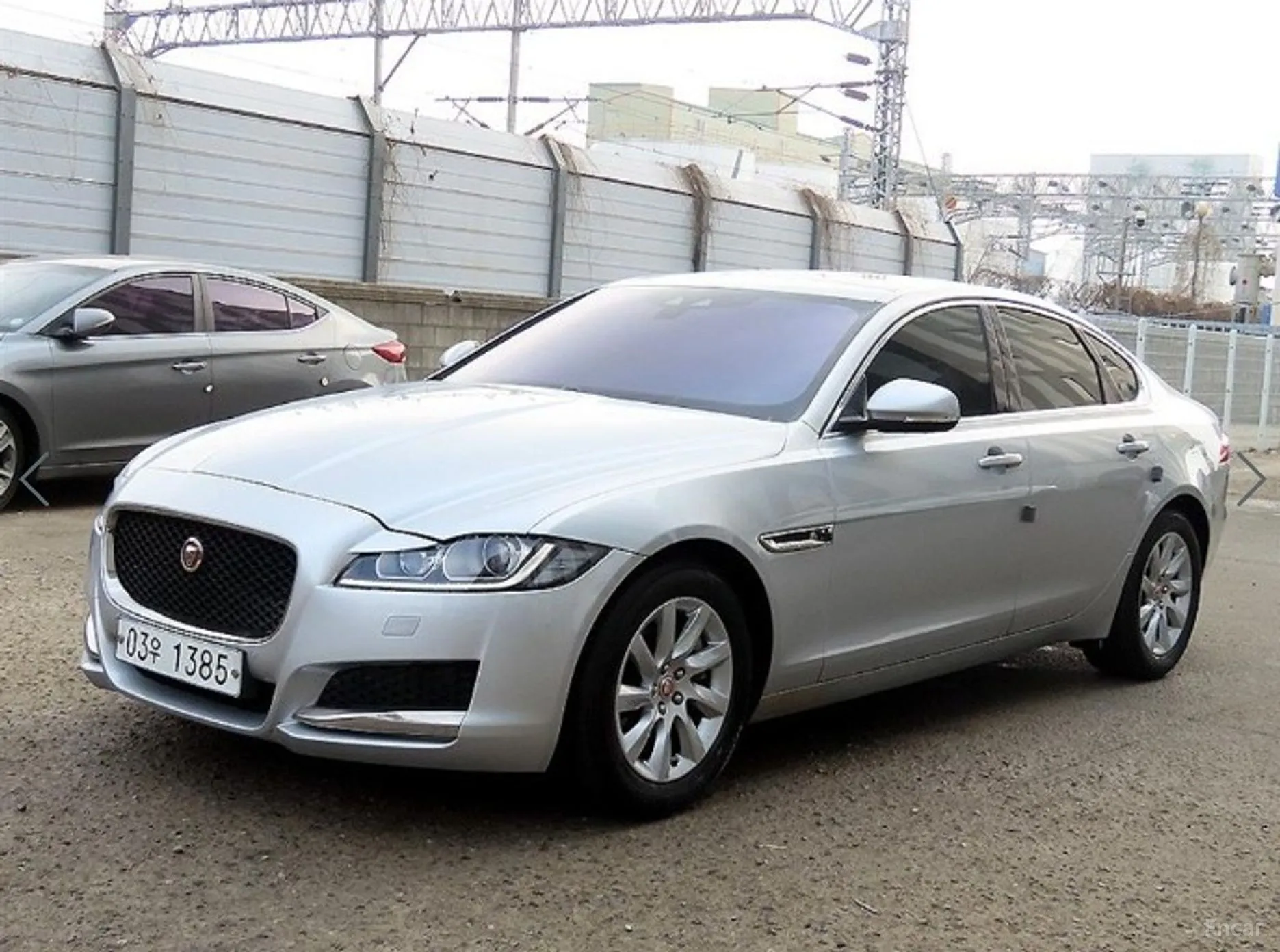 Jaguar XF (x260) превью 2