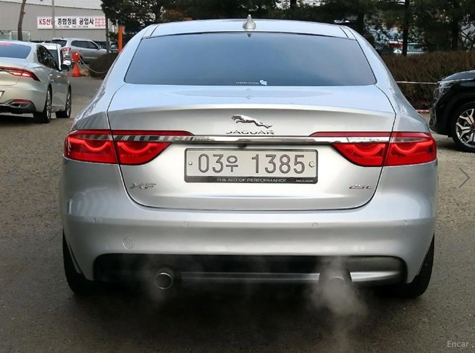 Jaguar XF (x260) превью 4
