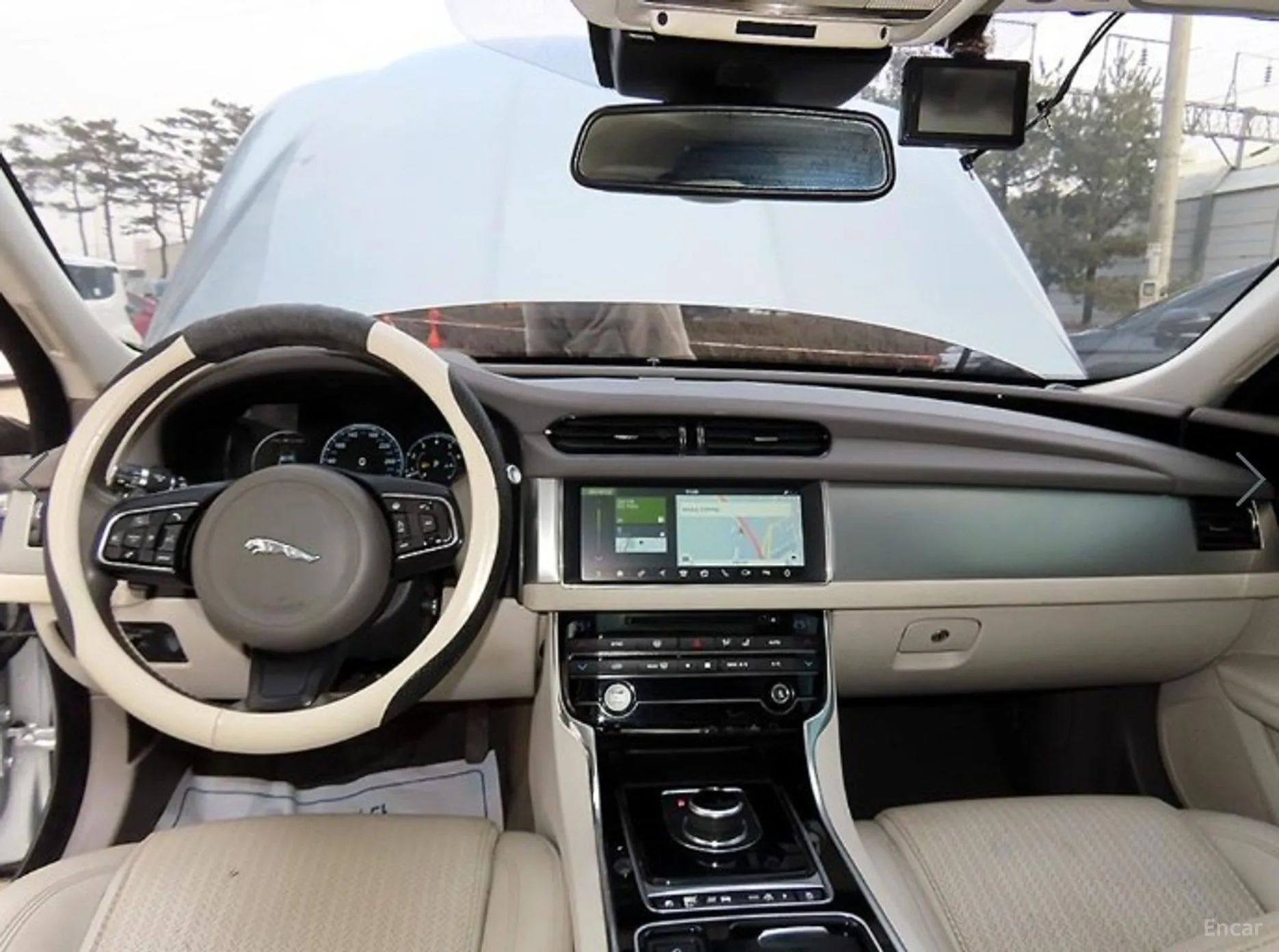 Jaguar XF (x260) превью 7