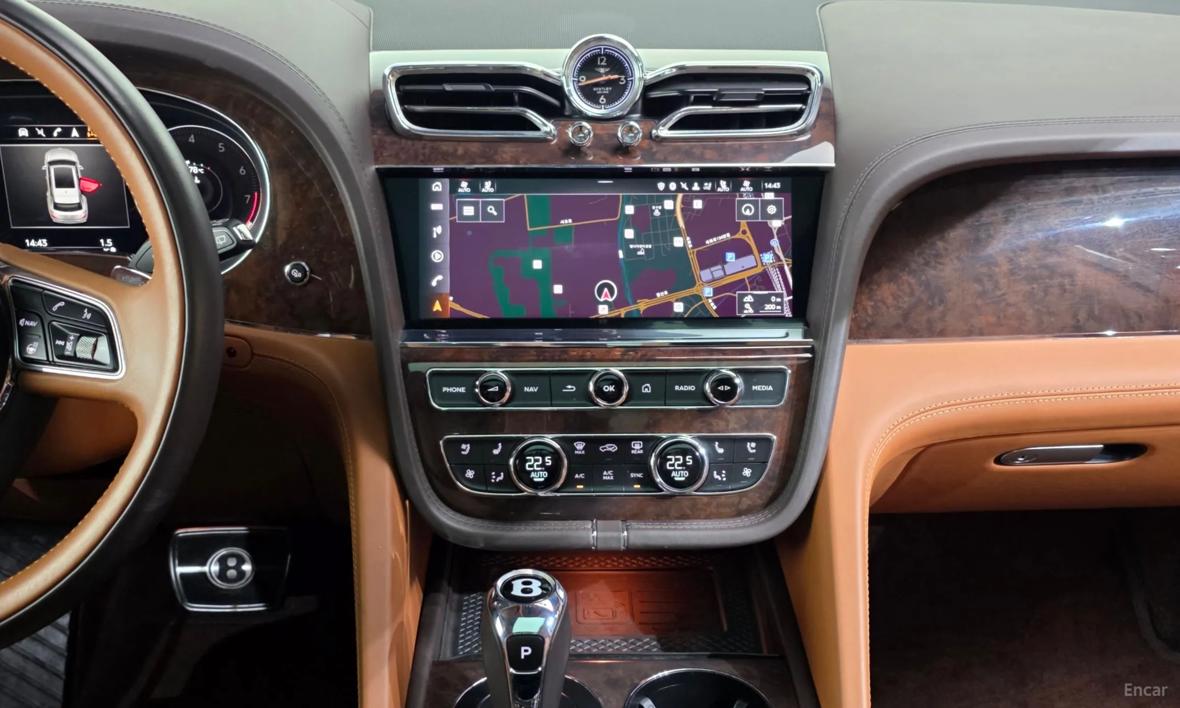 Bentley Bentayga превью 14