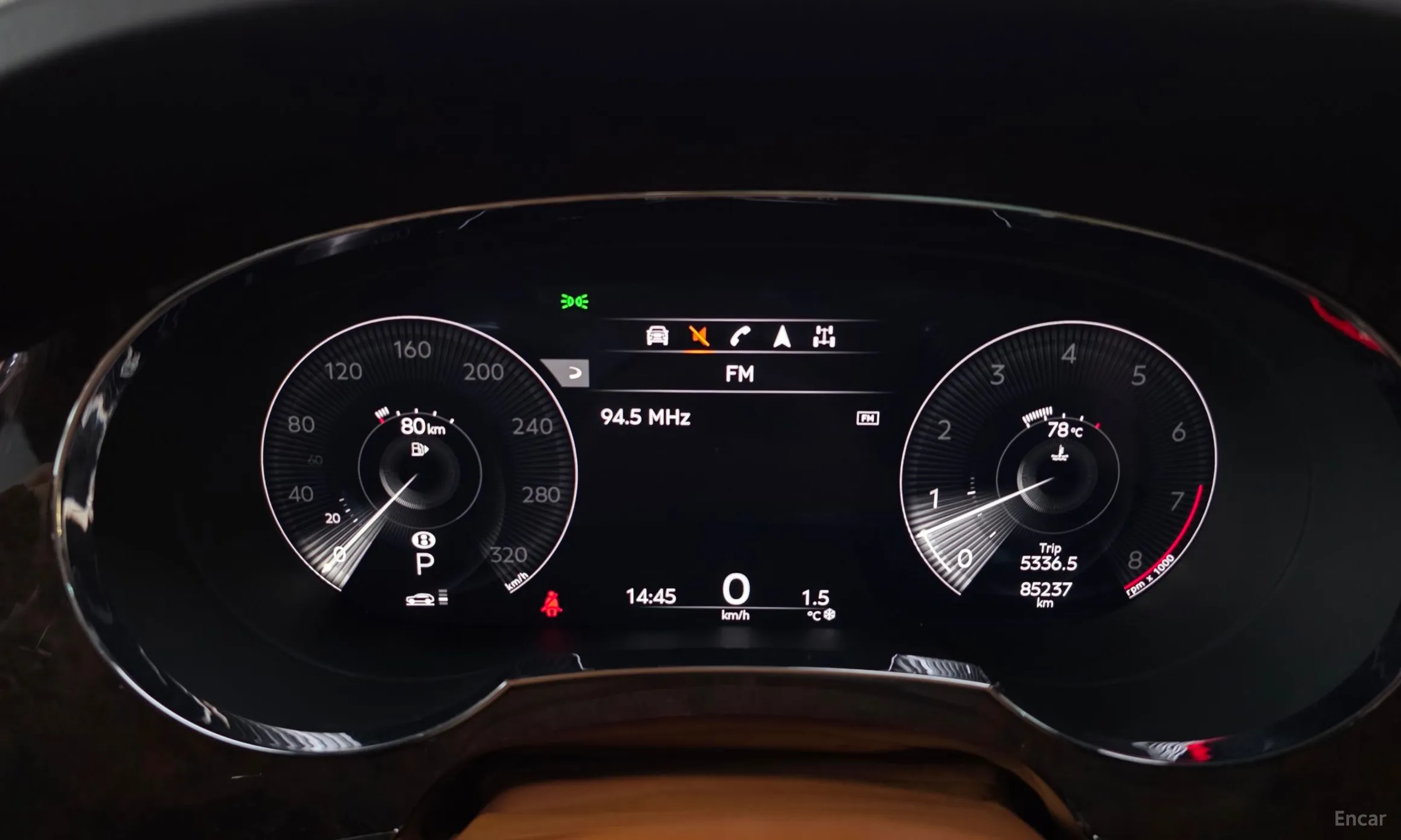 Bentley Bentayga превью 8