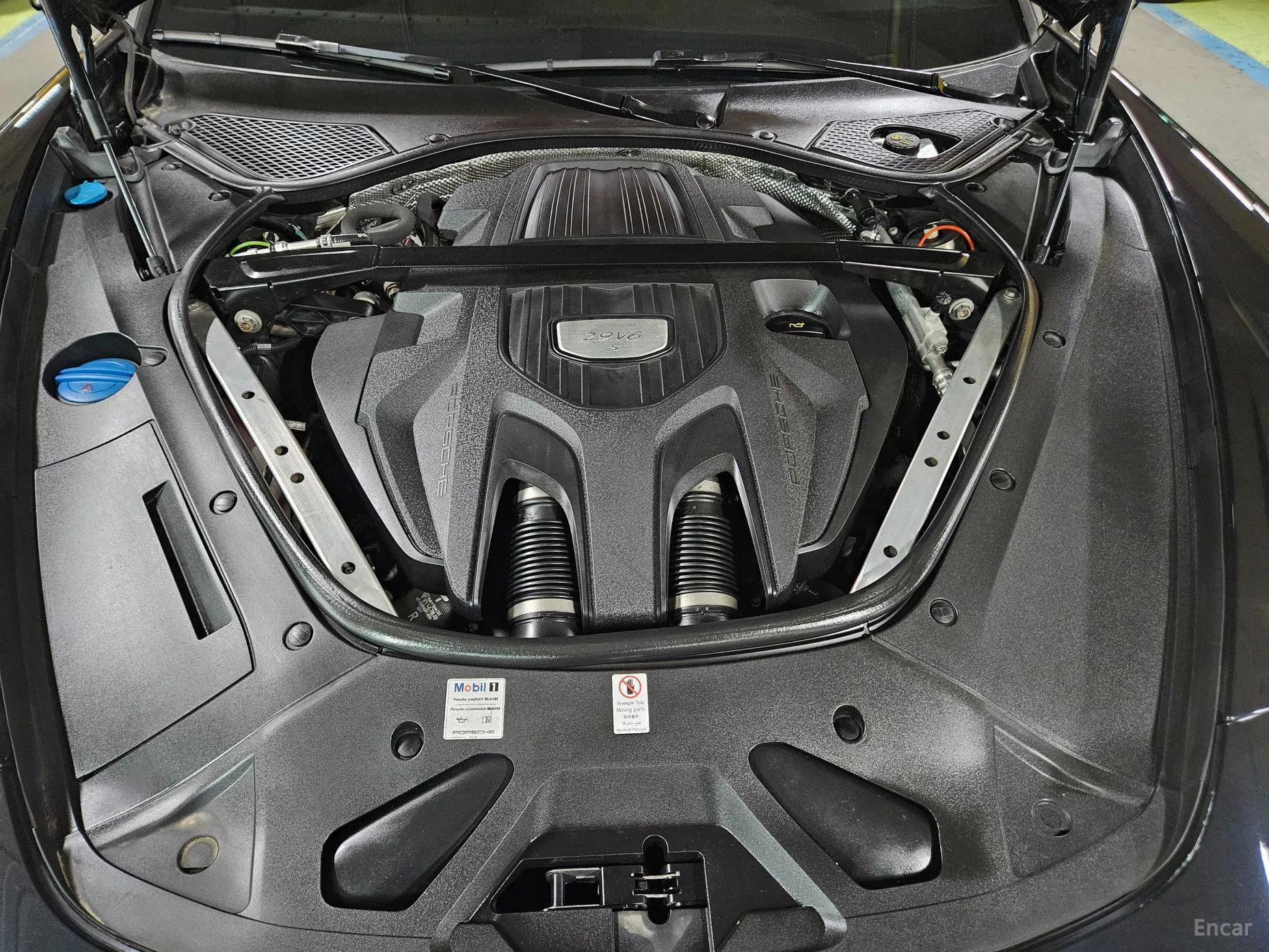 Porsche Panamera (971) превью 19