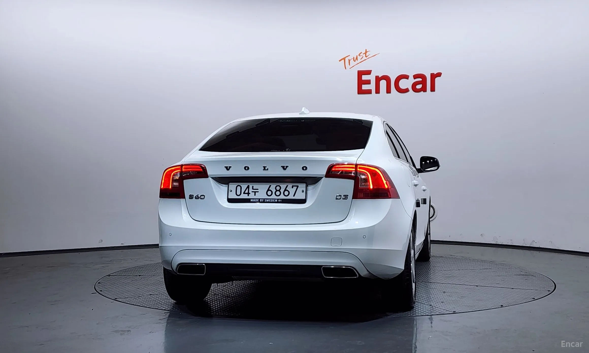 Volvo S60 превью 4