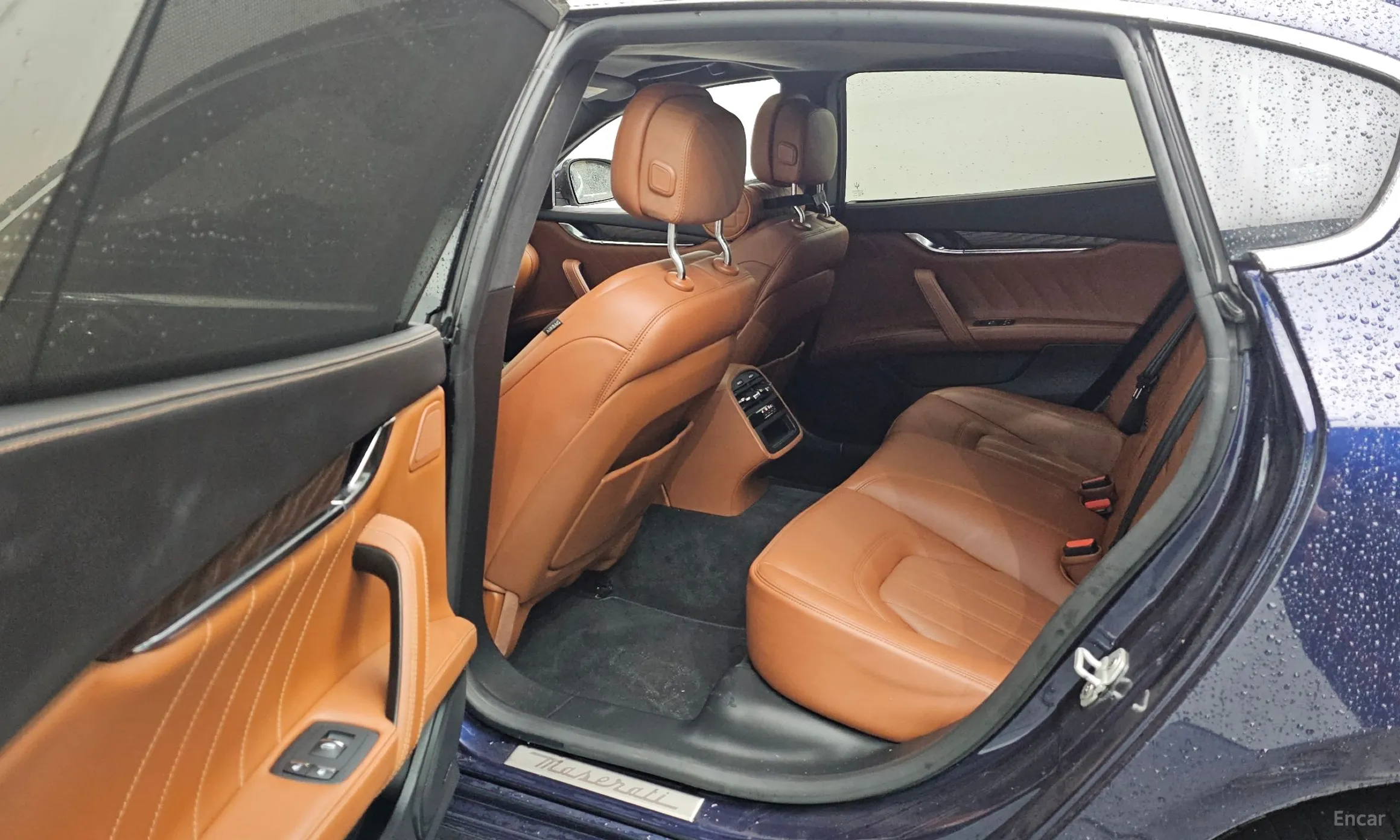 Maserati Quattroporte превью 12