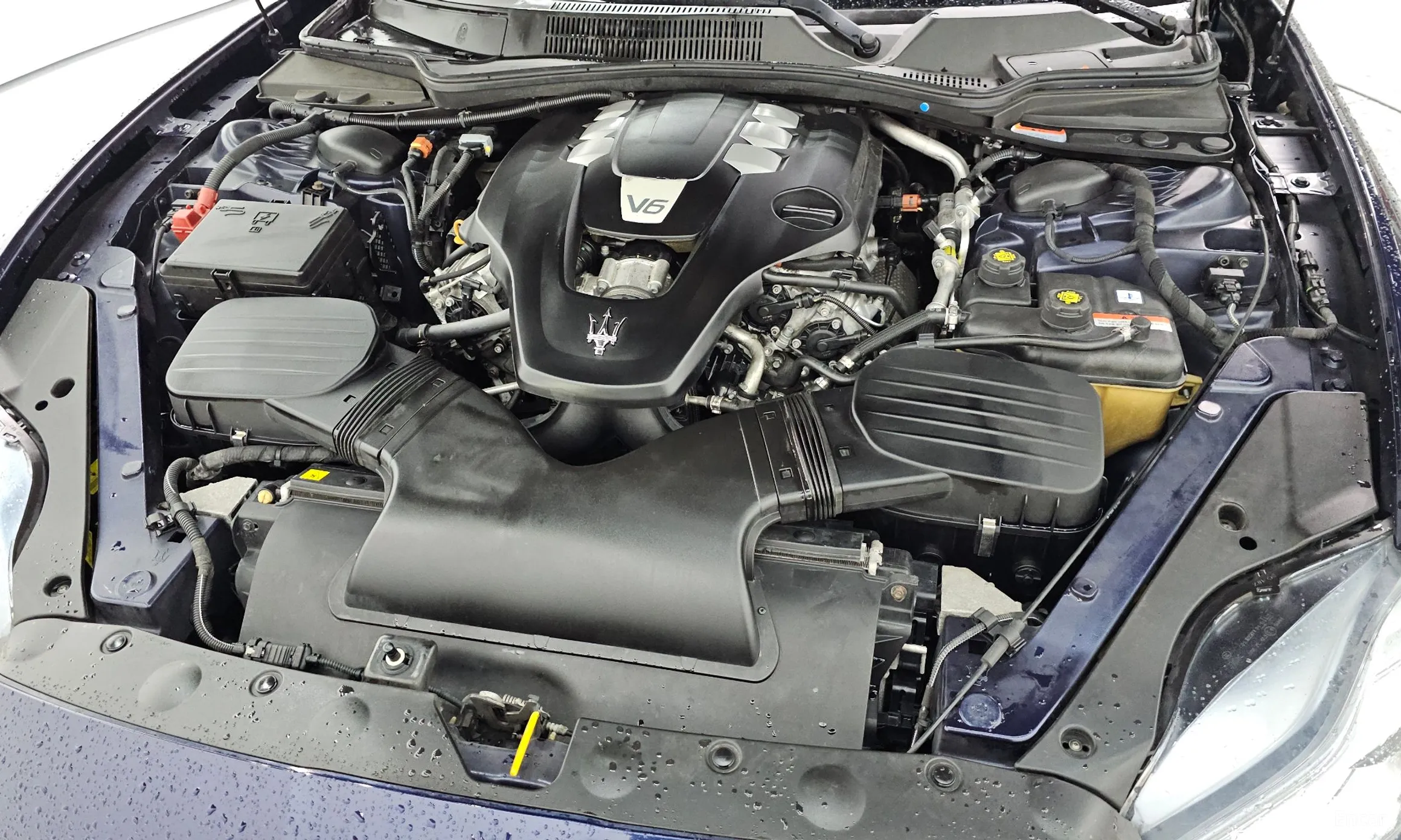 Maserati Quattroporte превью 6