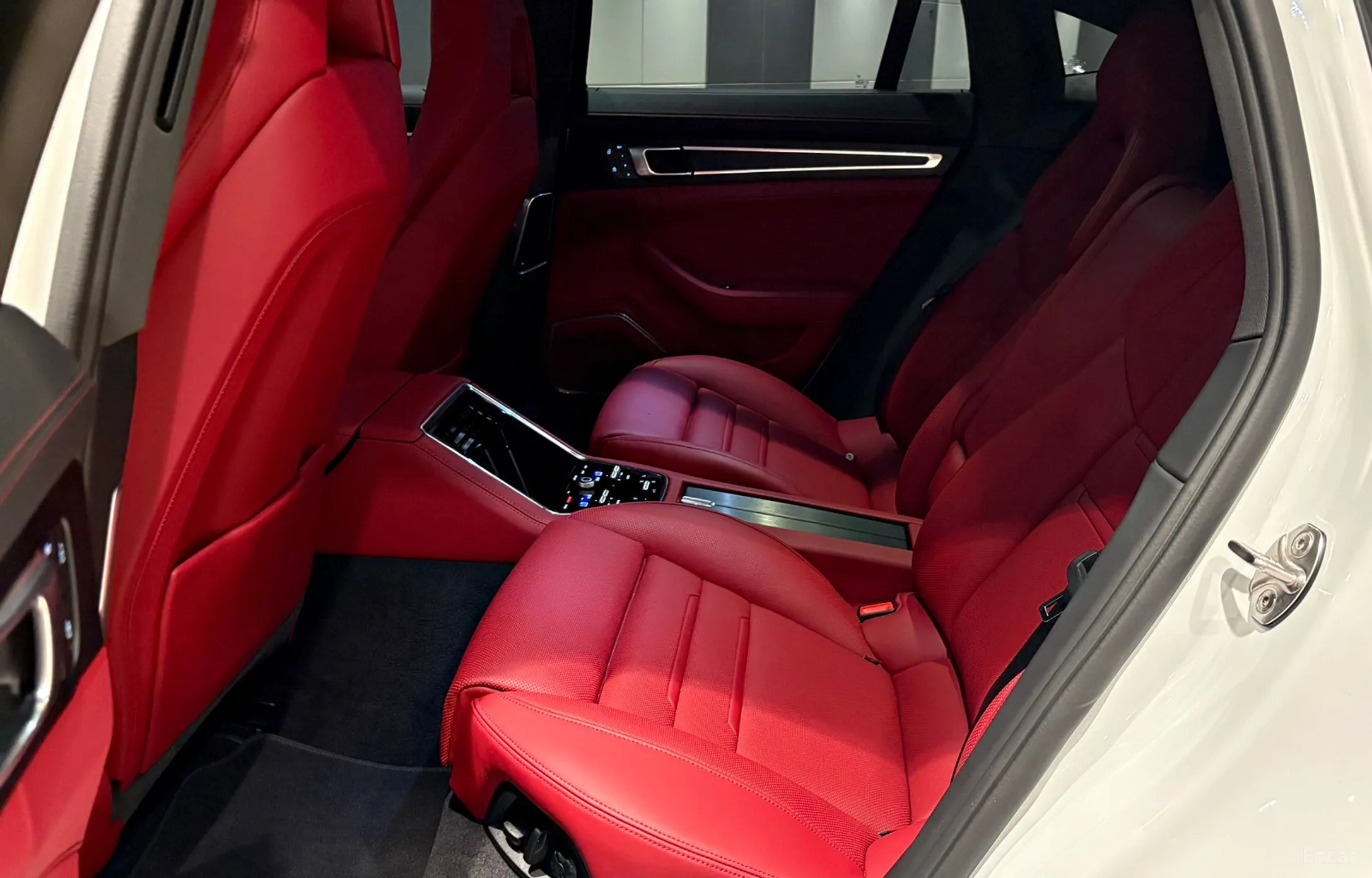 Porsche Panamera (971) превью 12