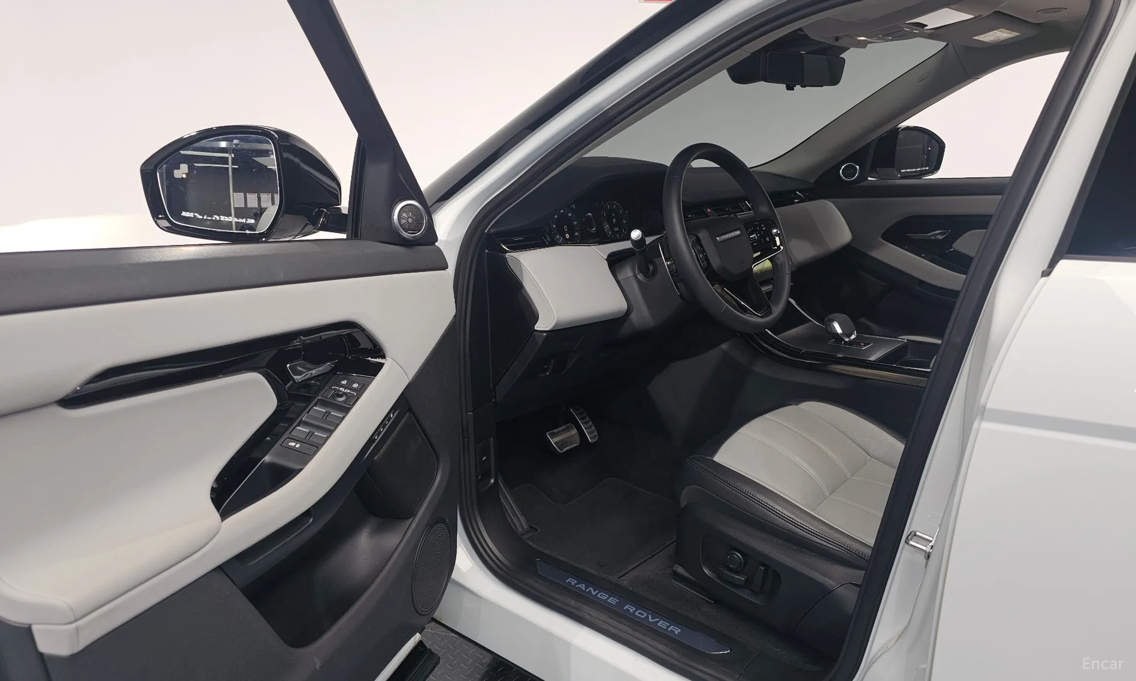 Land Rover Range Rover Evoque 2nd Generation превью 10