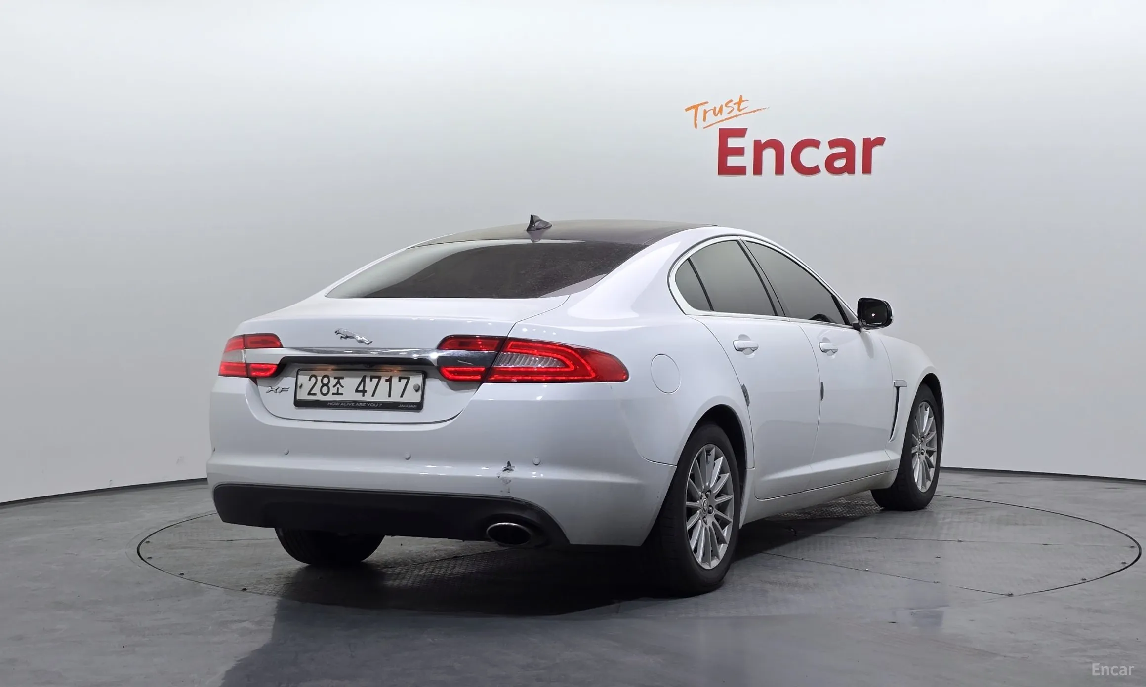 Jaguar New XF превью 2