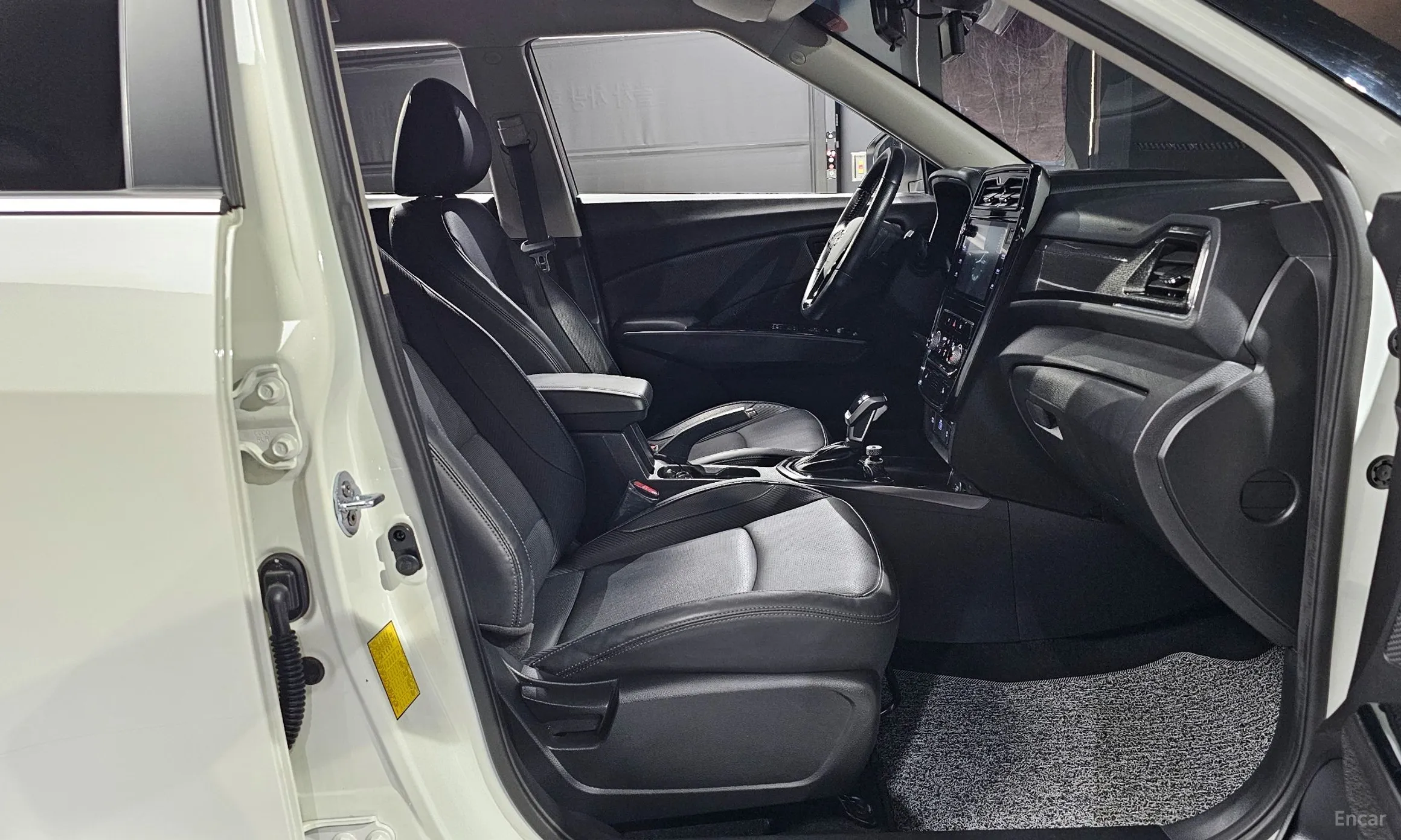 KG Mobility (SsangYong) Berry New Tivoli превью 11
