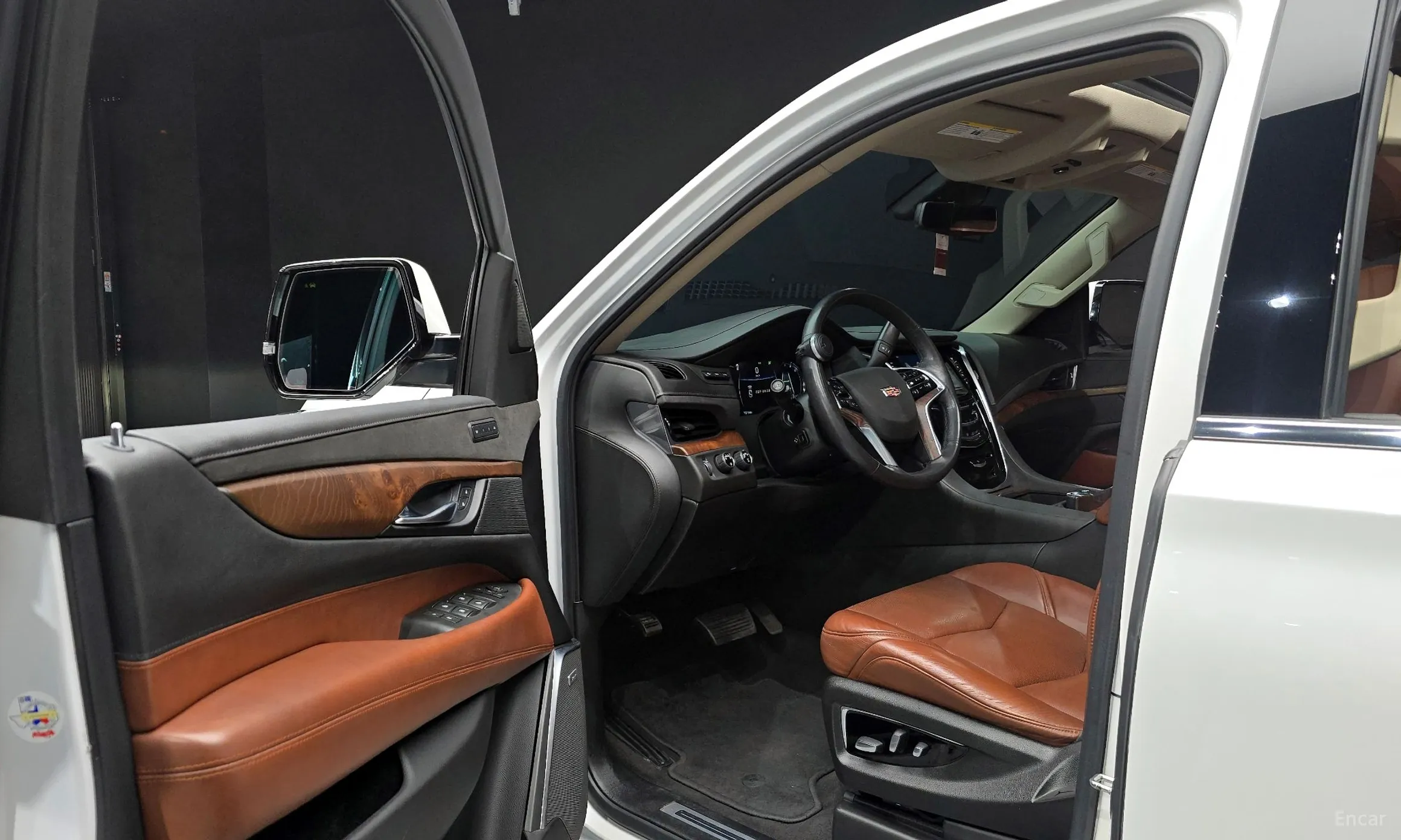 Cadillac Escalade превью 10