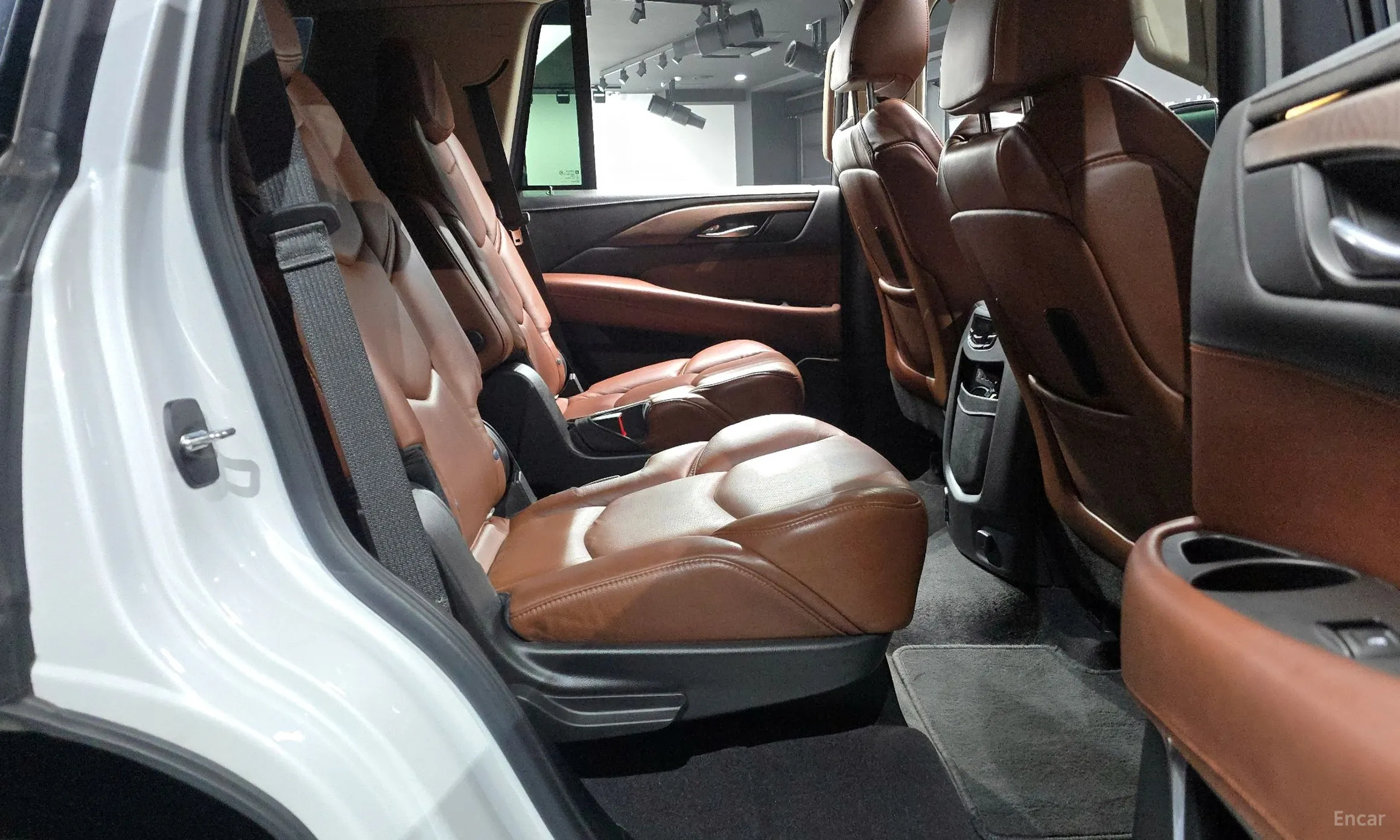 Cadillac Escalade превью 12