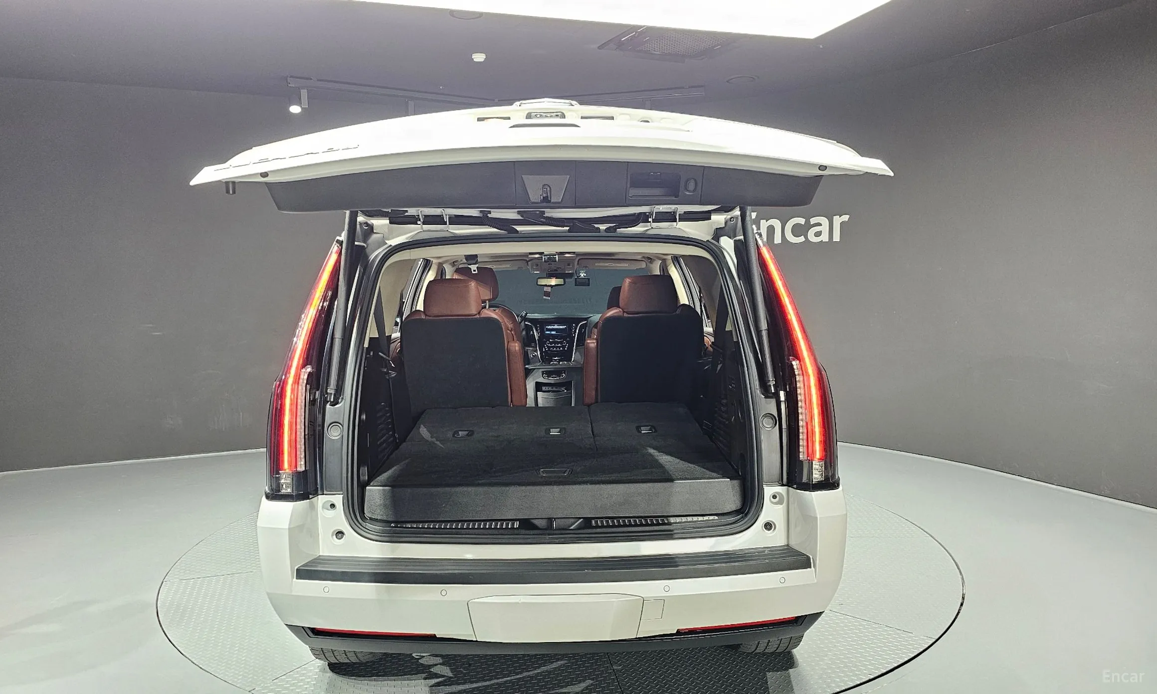 Cadillac Escalade превью 20