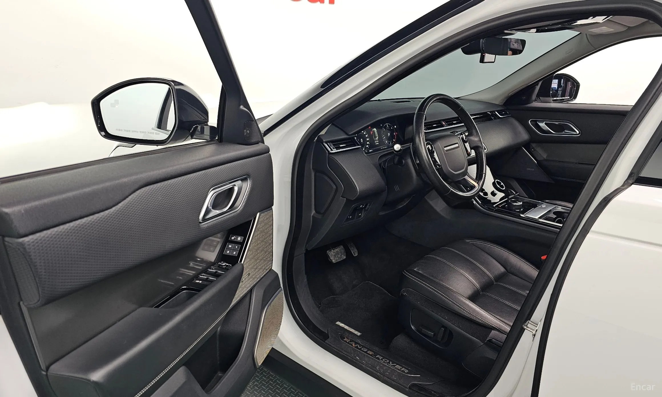 Land Rover Range Rover Bella превью 11