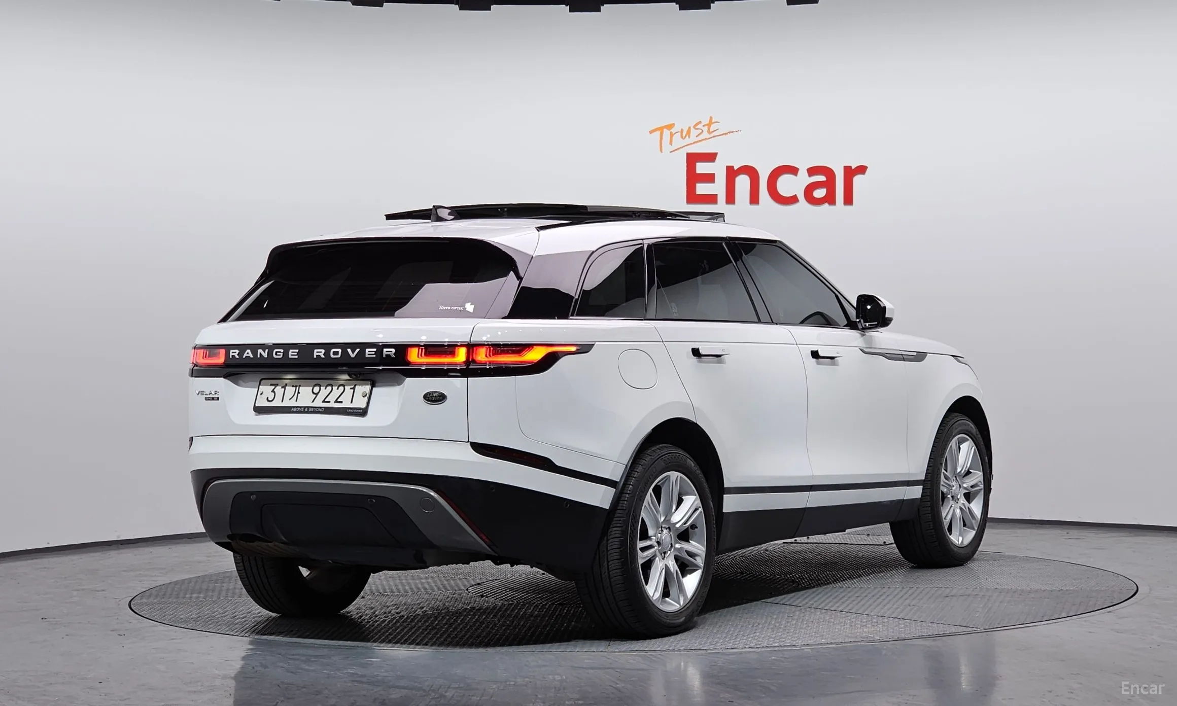 Land Rover Range Rover Bella превью 2