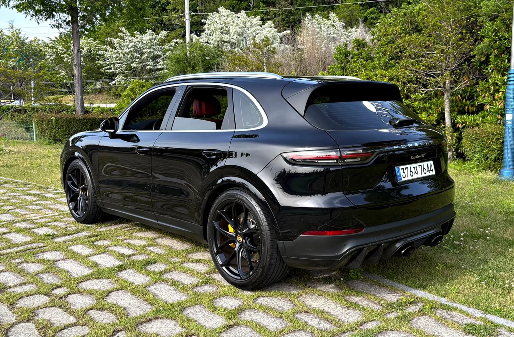 Porsche Cayenne (PO536) превью 5