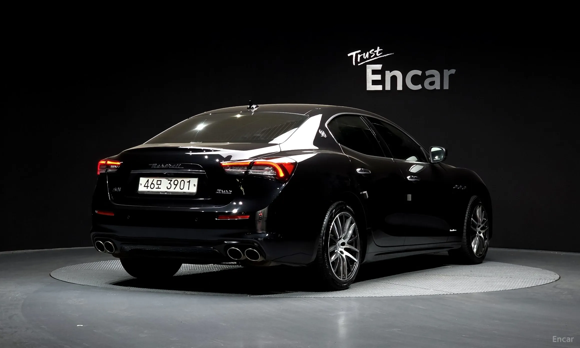 Maserati Ghibli превью 2