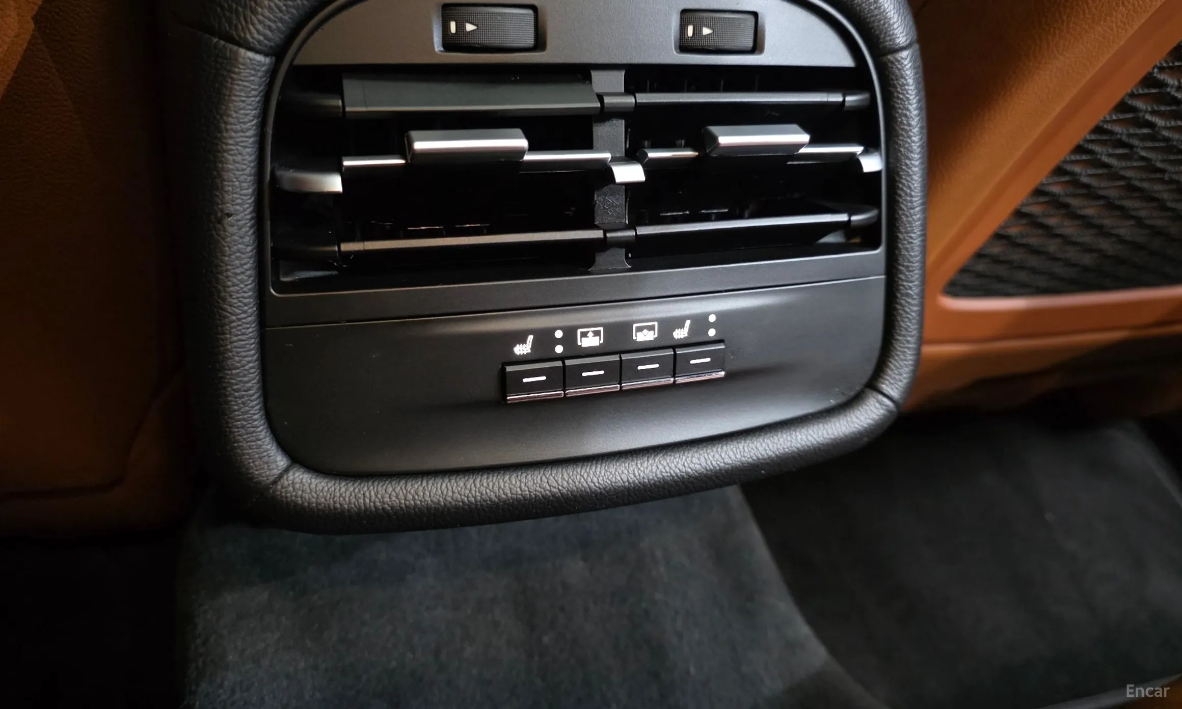 Maserati Ghibli превью 19