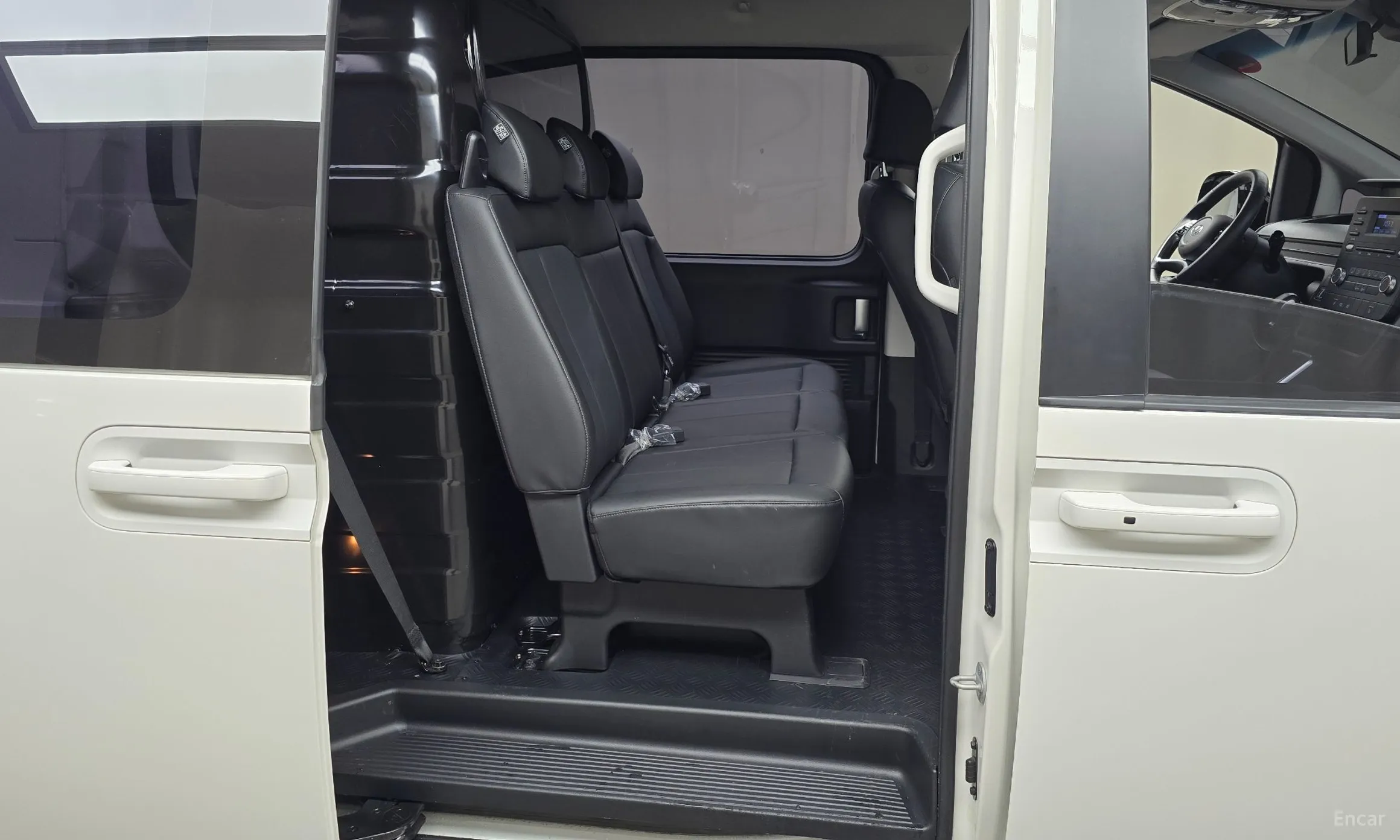Hyundai Staria превью 12