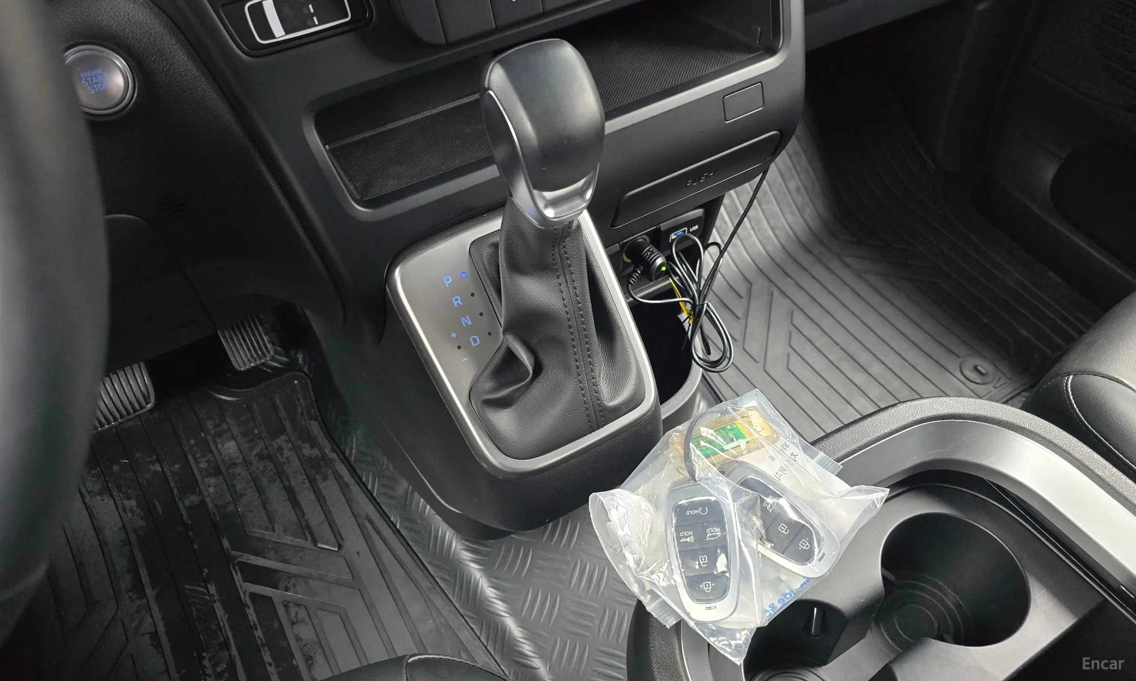 Hyundai Staria превью 9