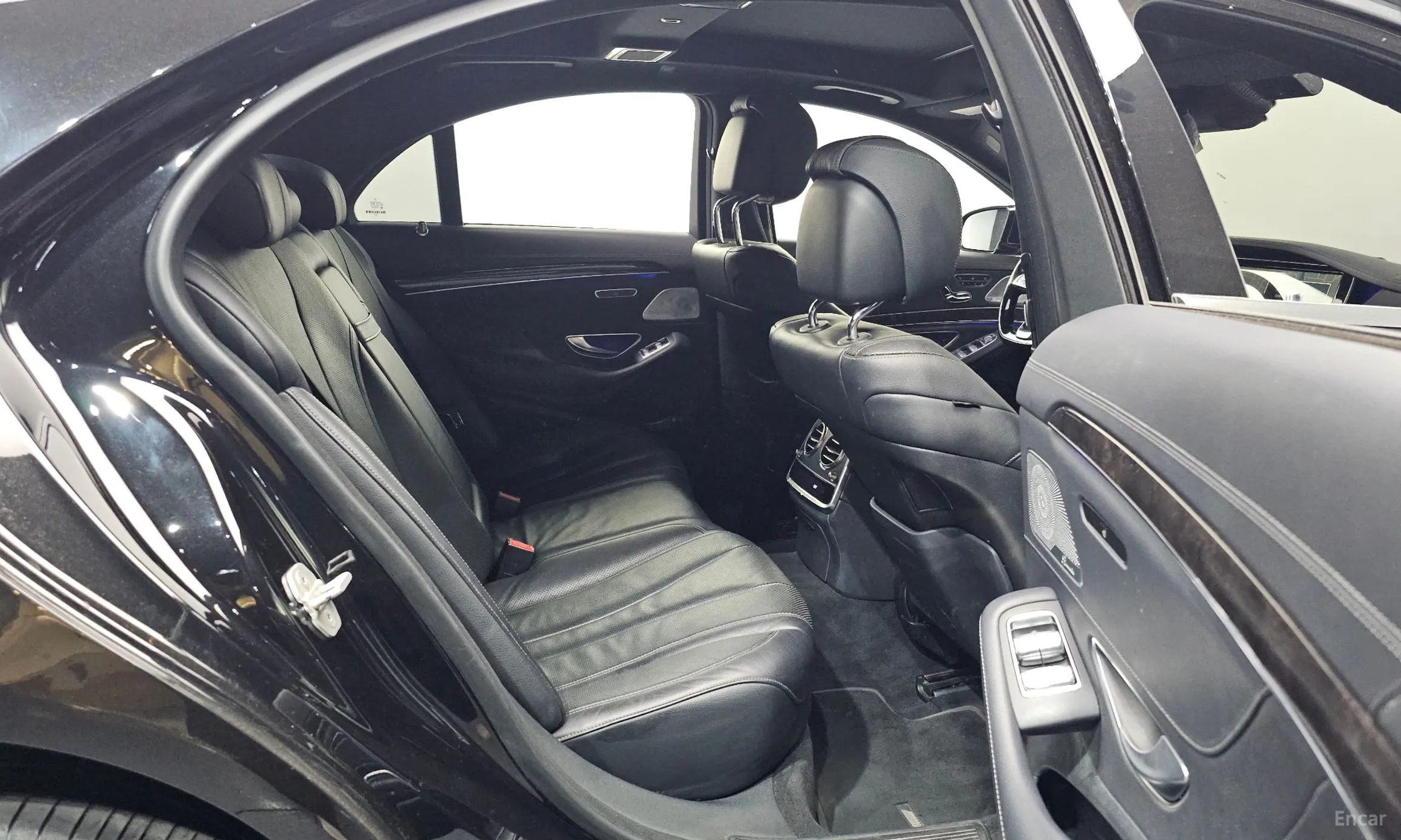 Mercedes Benz S-Class W222 превью 12