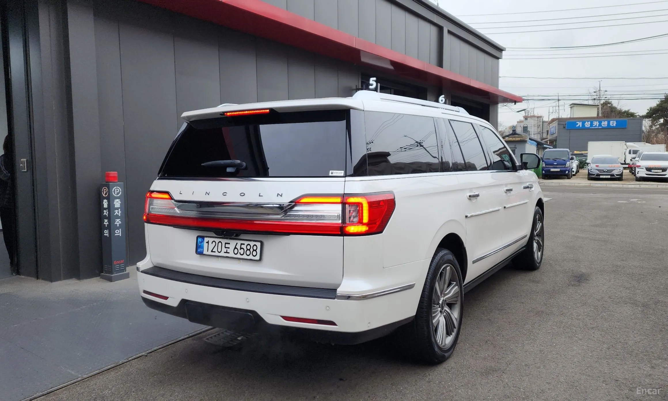 Lincoln Navigator 4th generation превью 2