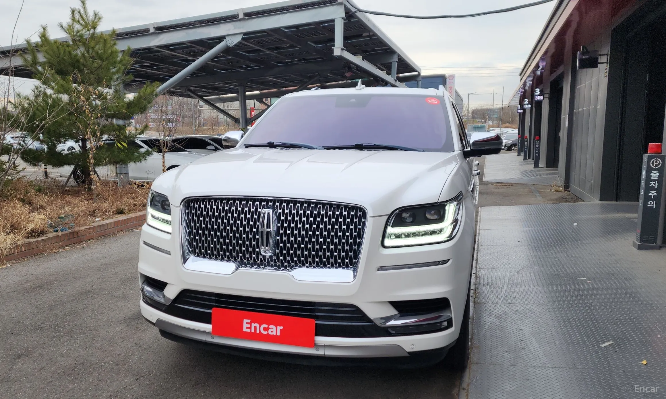 Lincoln Navigator 4th generation превью 3